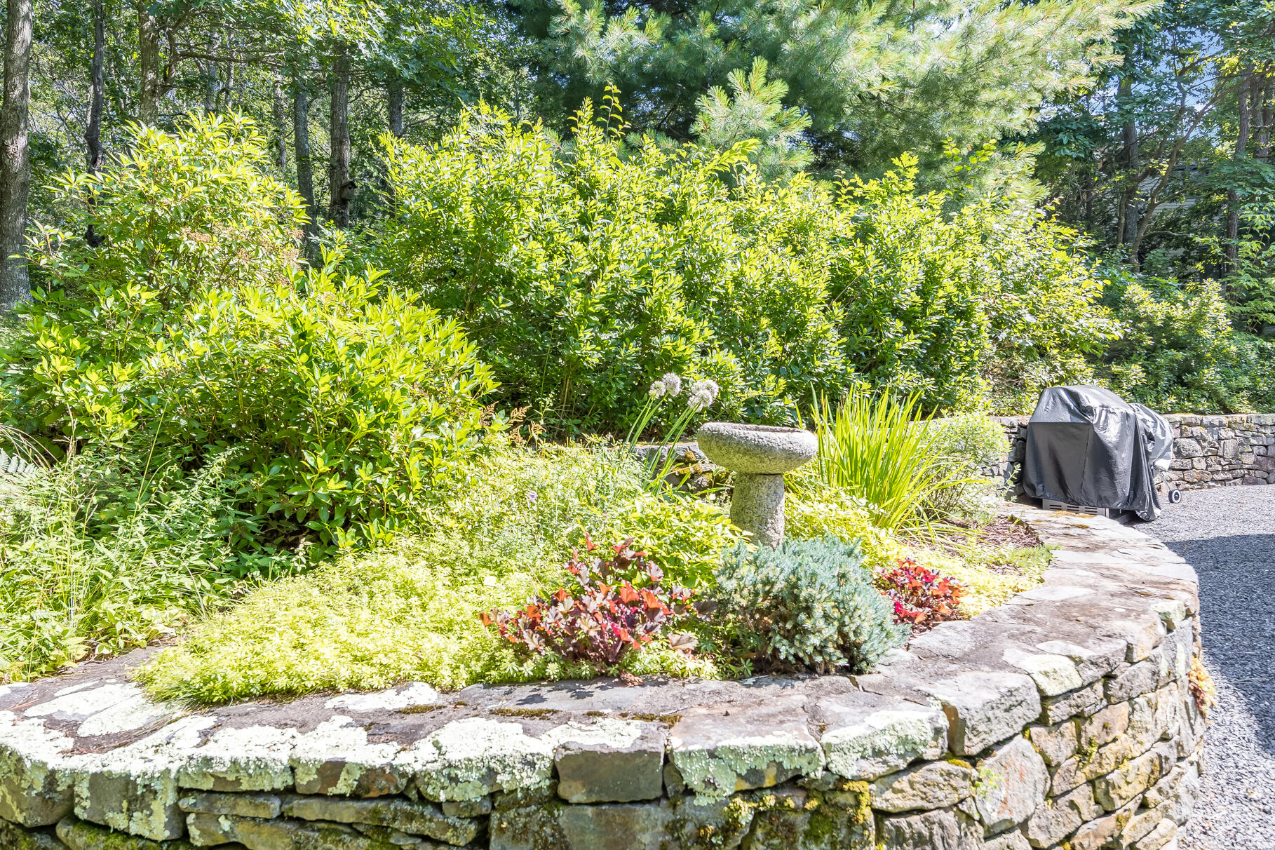 66 Clear Pond Road