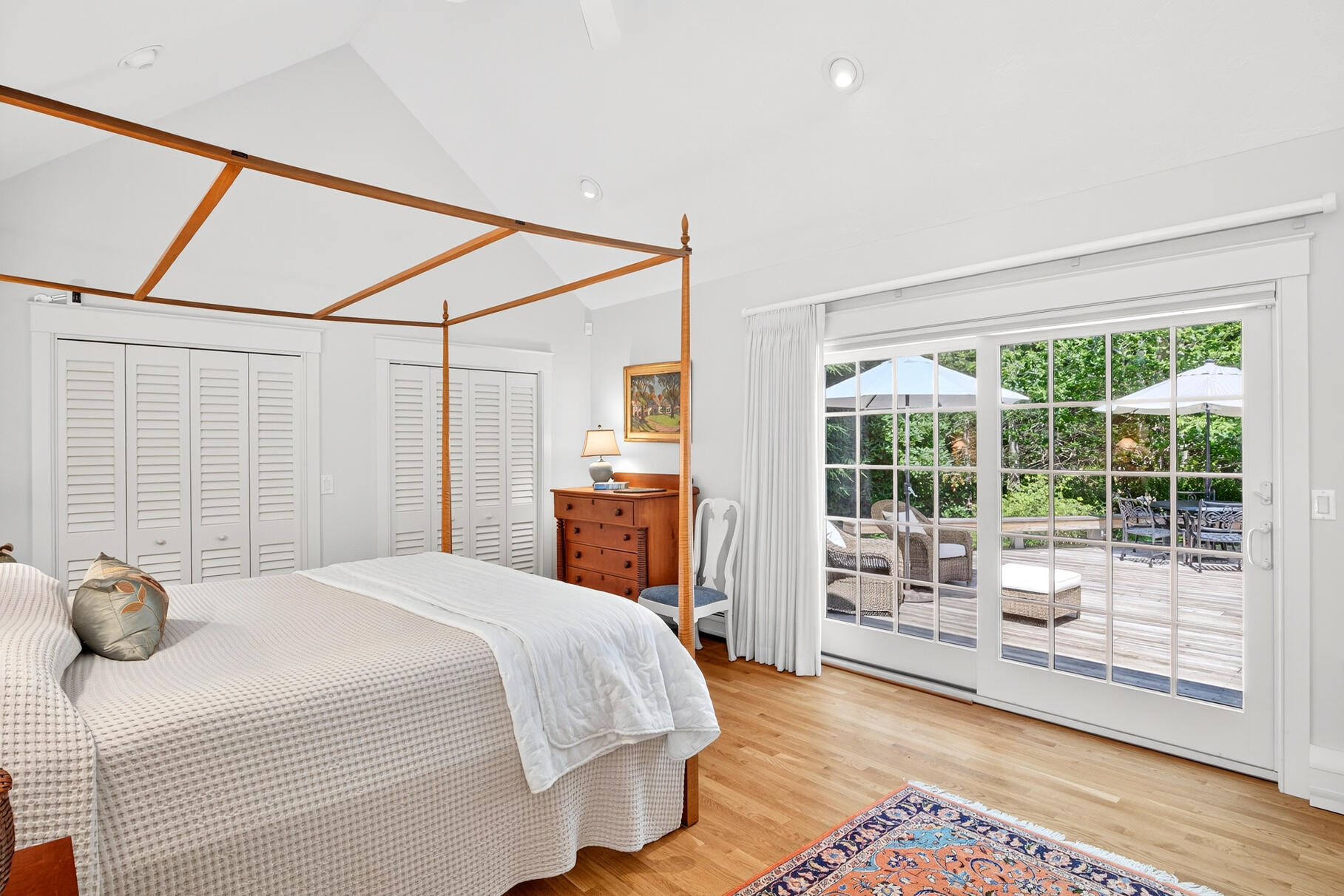 66 Clear Pond Road