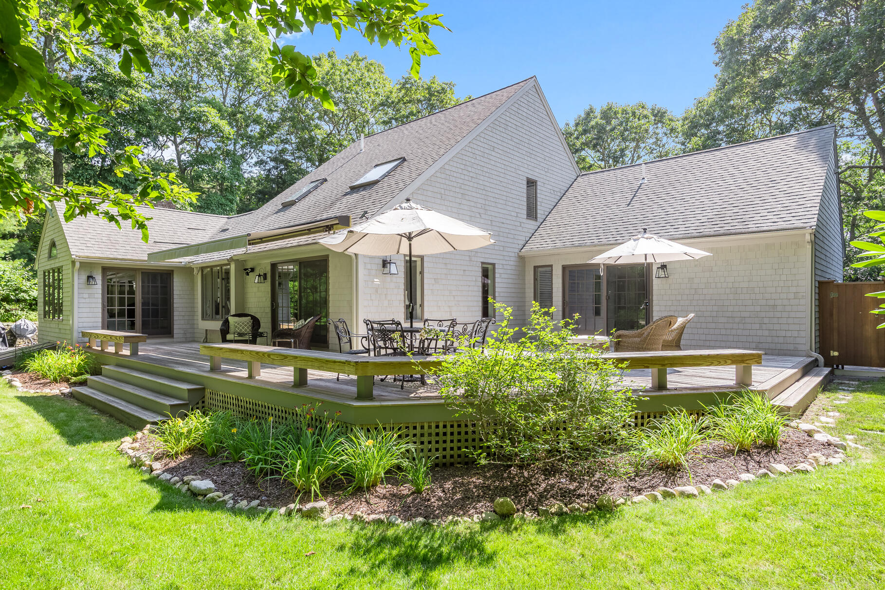 66 Clear Pond Road