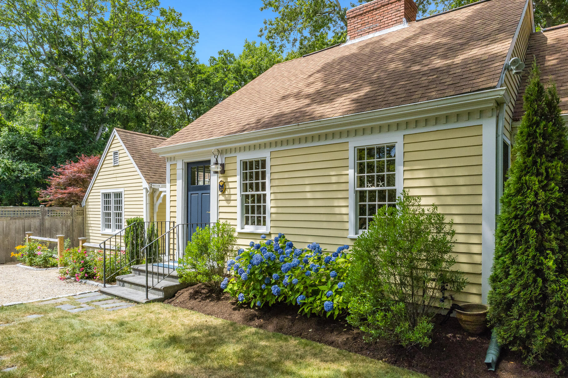 24 North Hill Drive