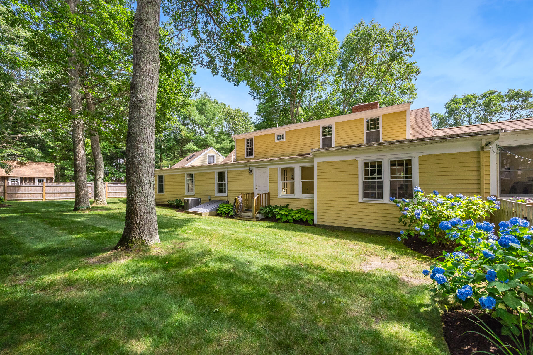 24 North Hill Drive
