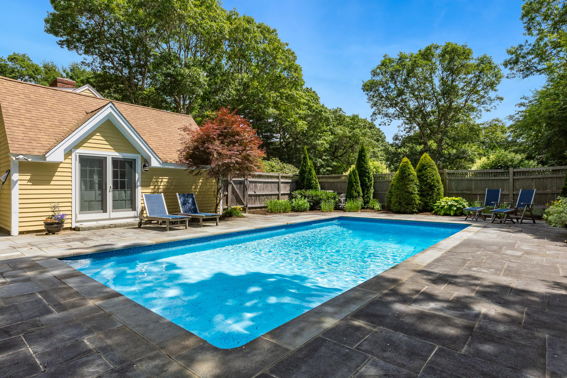 24 North Hill Drive
