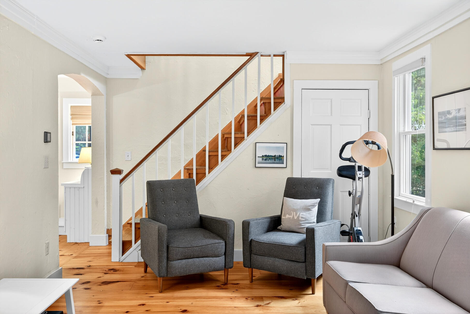 24 North Hill Drive