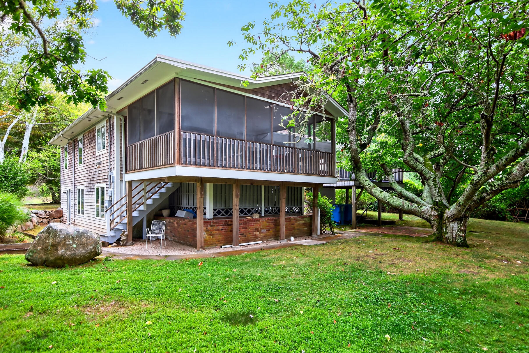 11 Barnabas Road