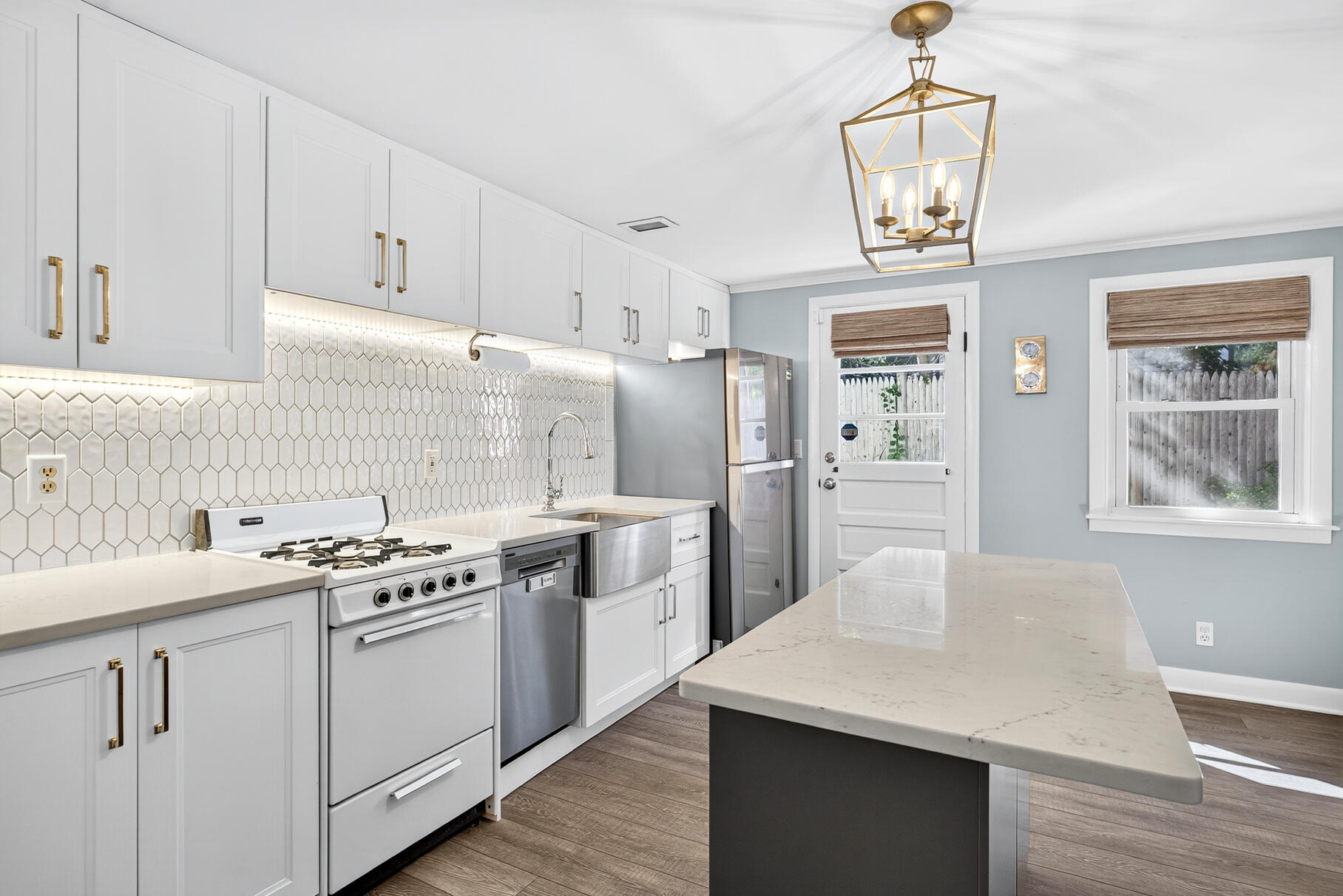 27 Harborview Drive