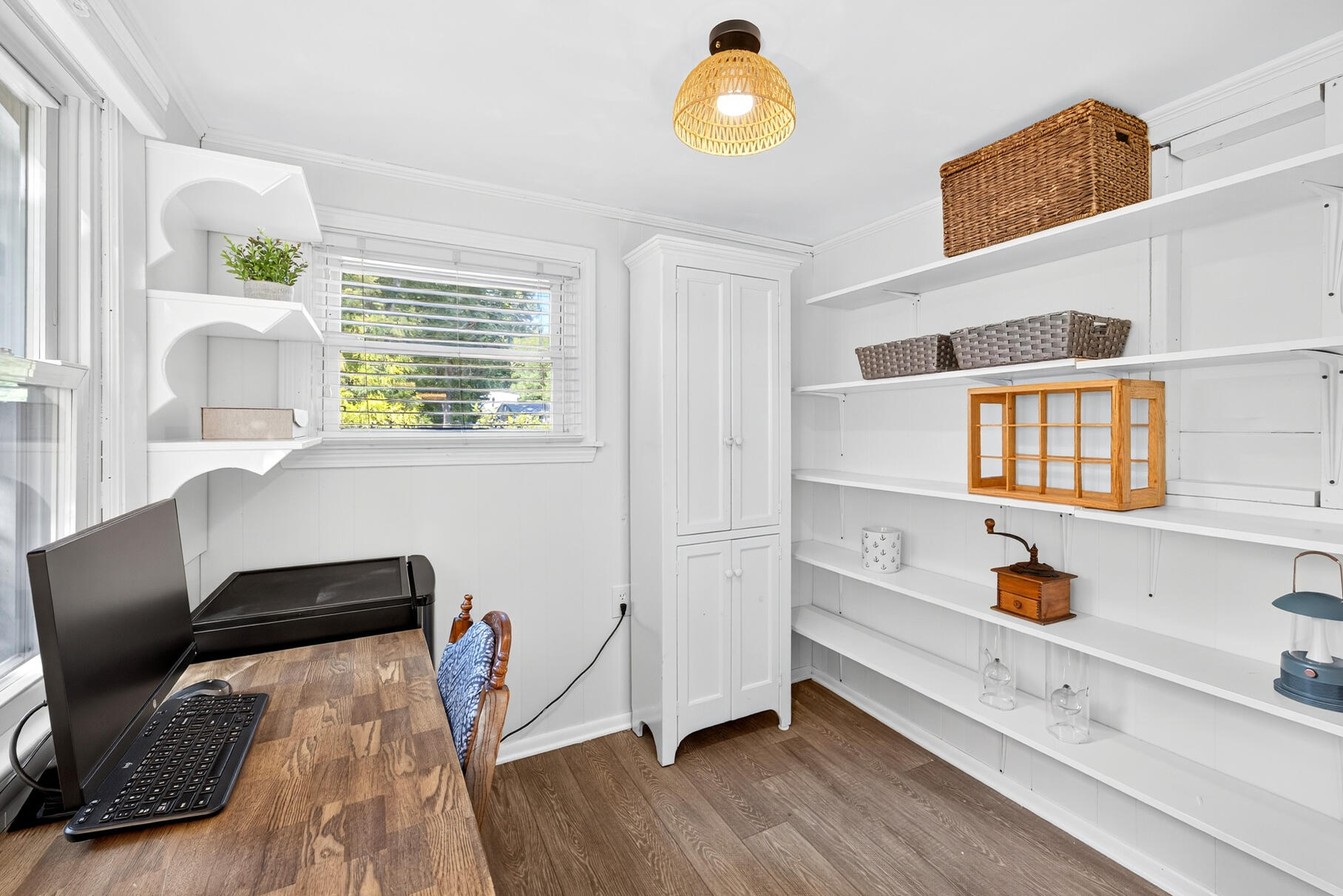 27 Harborview Drive