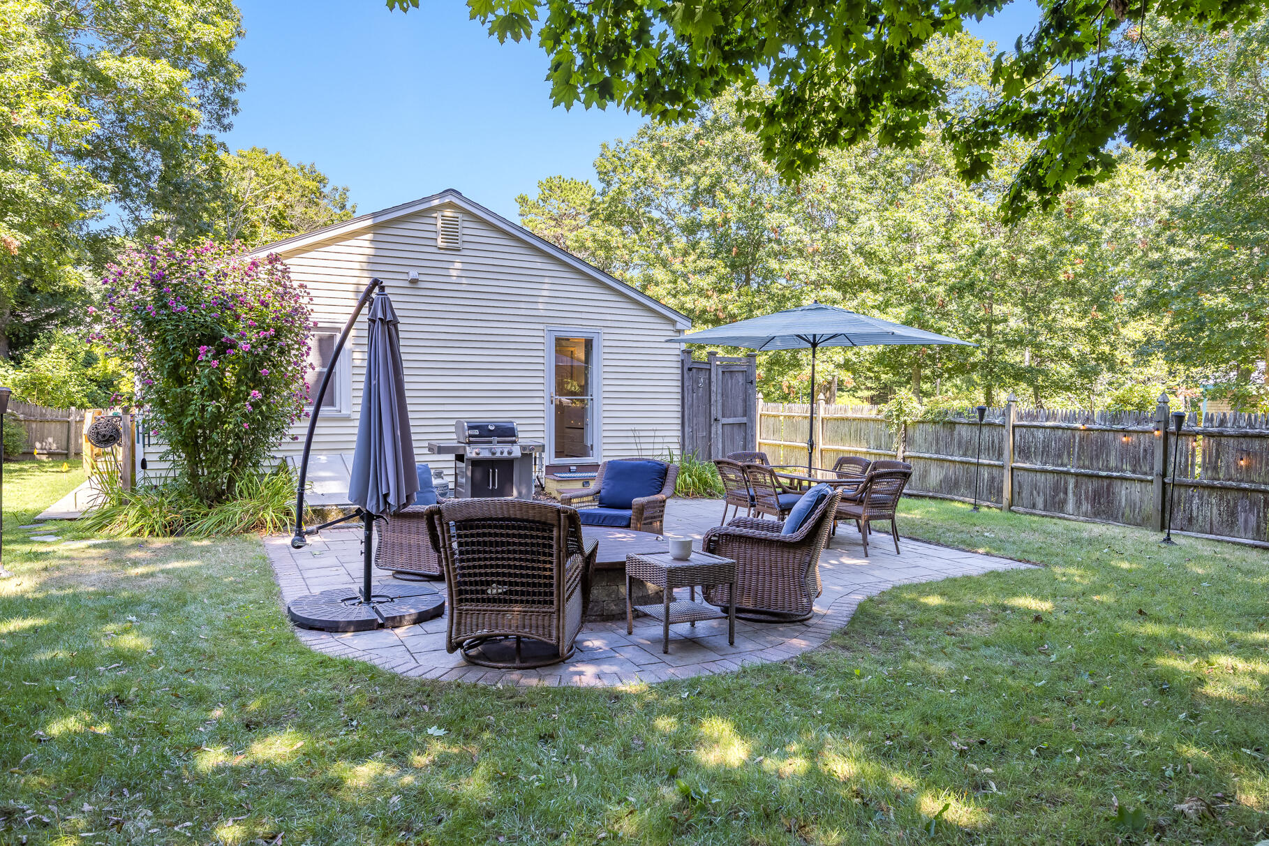 27 Harborview Drive