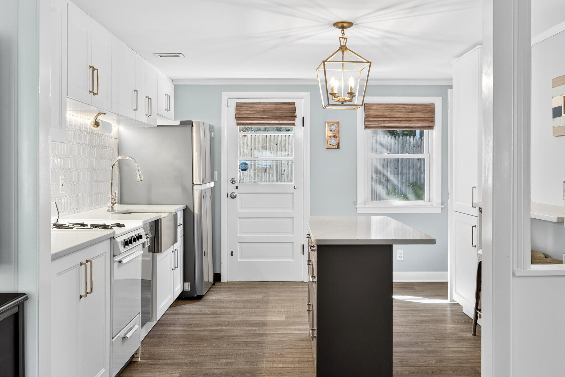 27 Harborview Drive