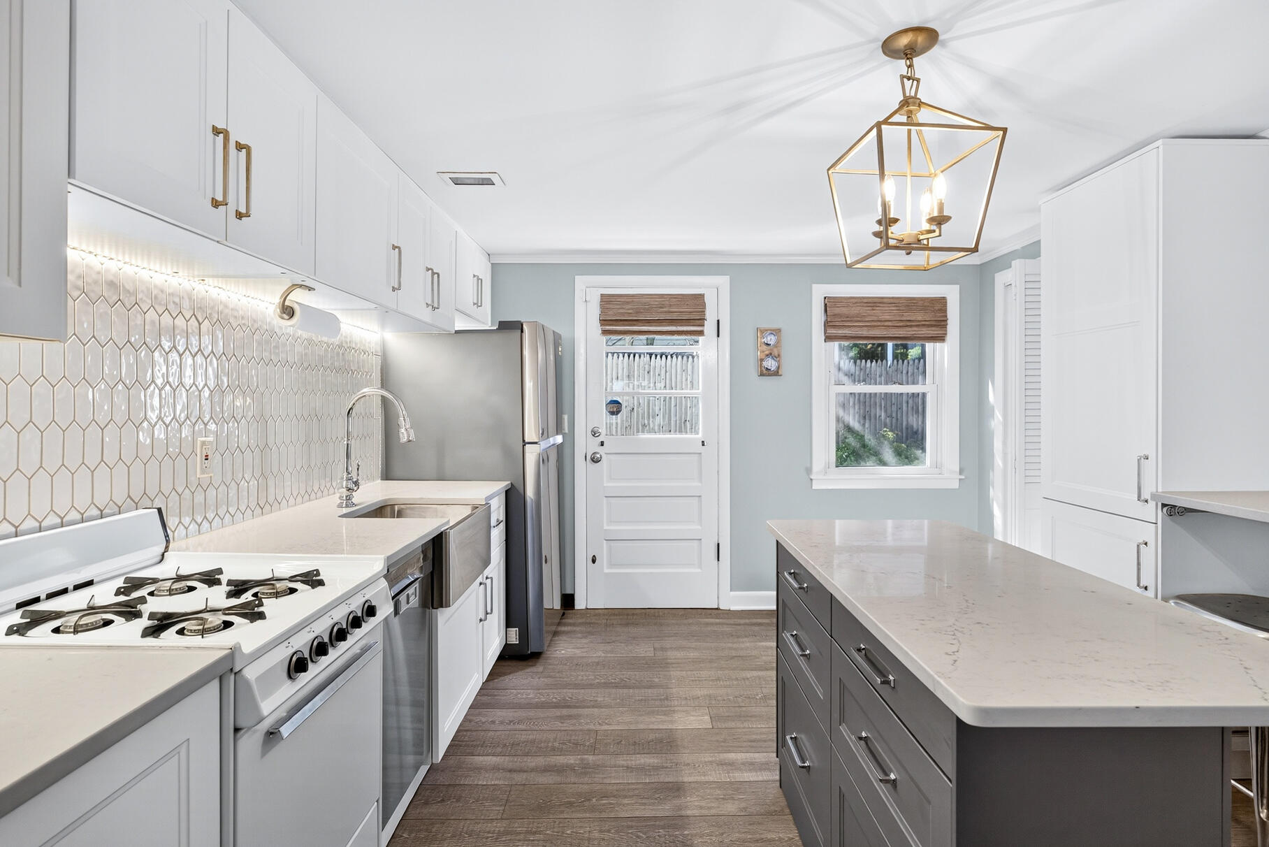 27 Harborview Drive