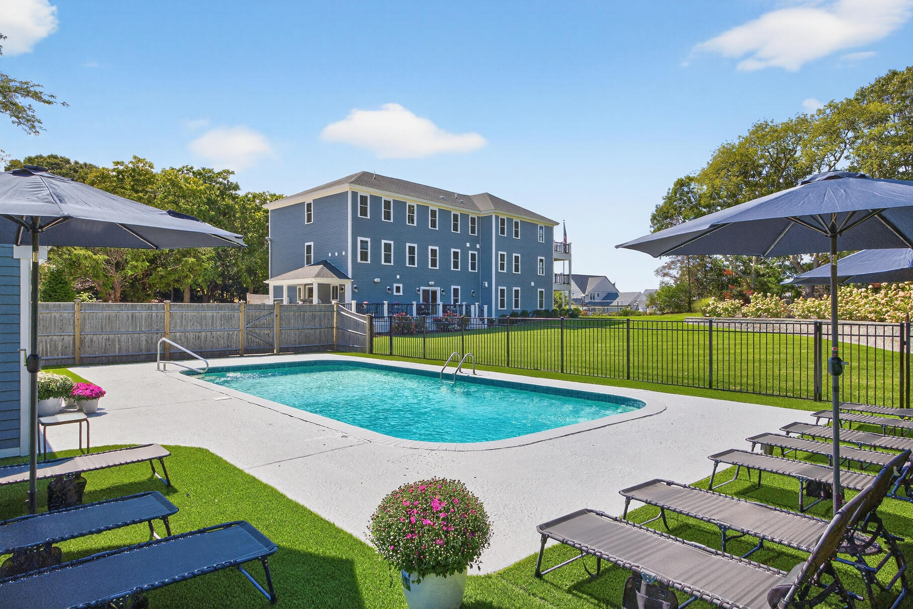 48 Red Brook Harbor Road