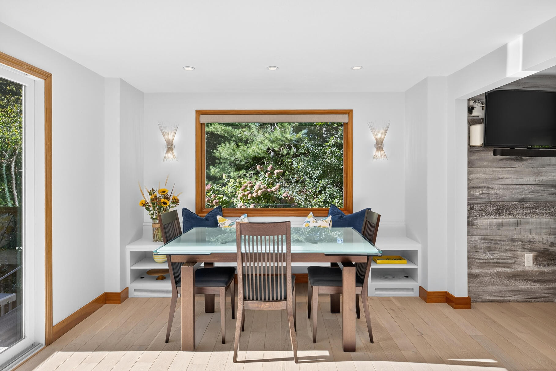 121 Streeter Hill Road