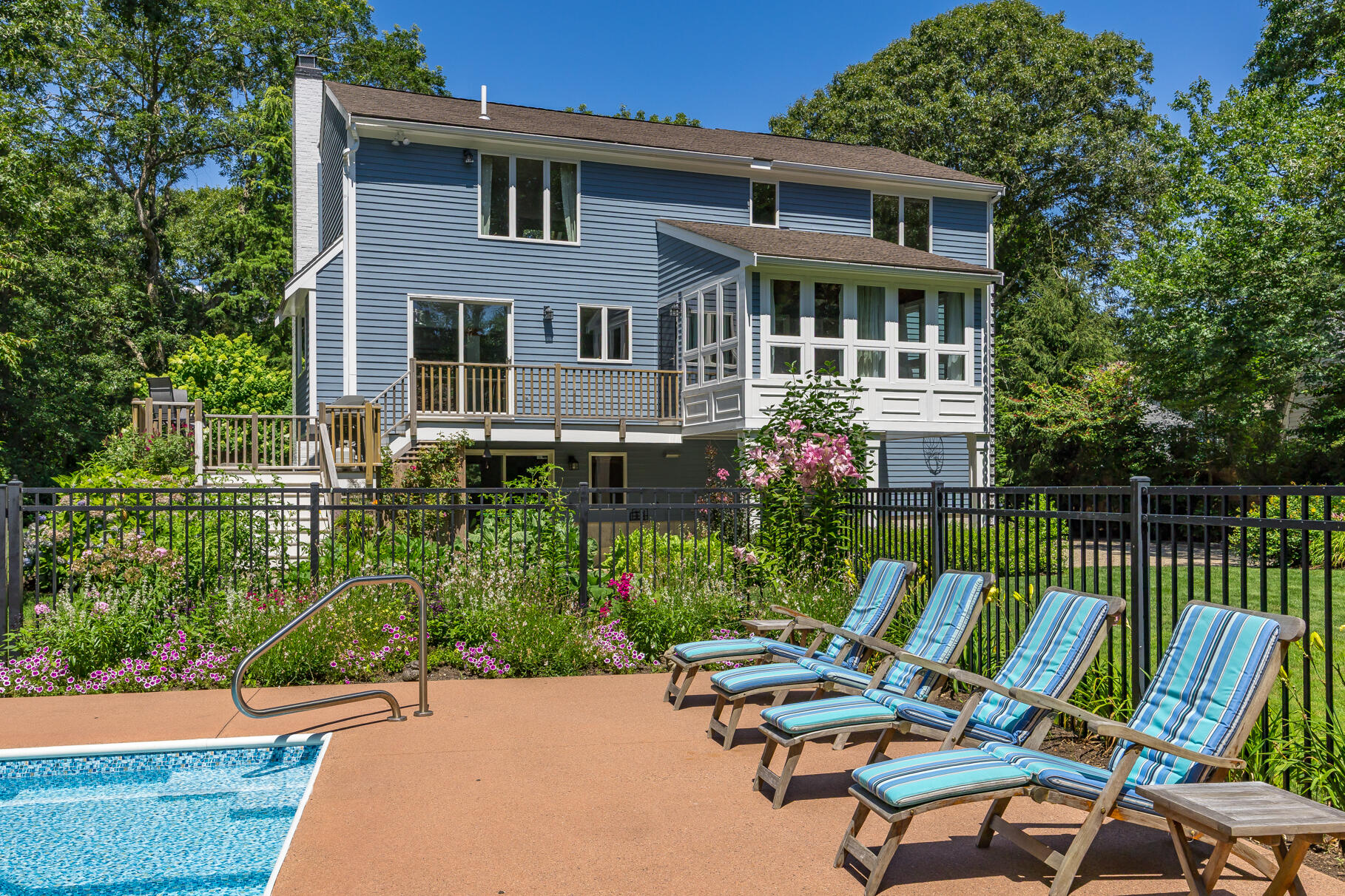121 Streeter Hill Road