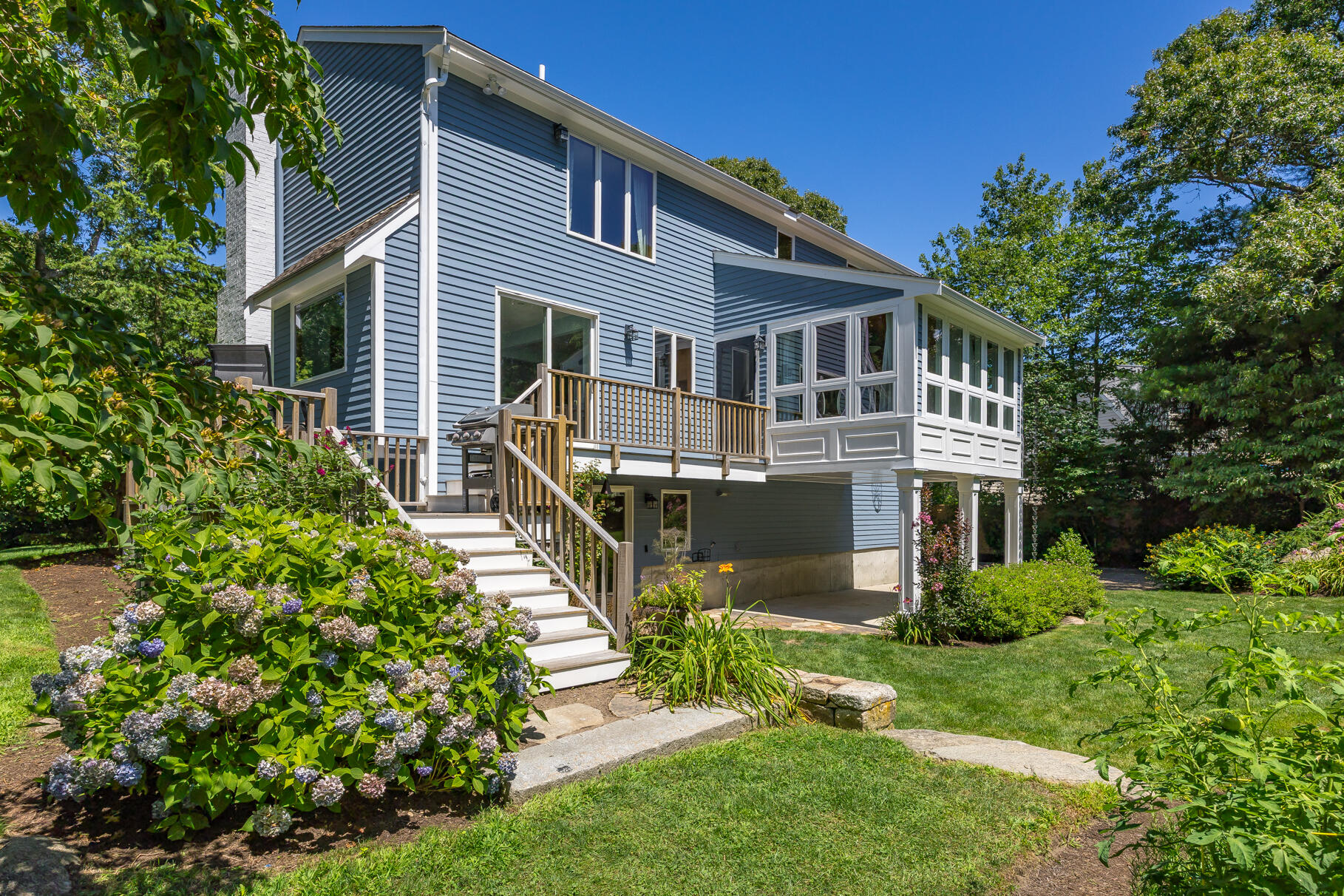 121 Streeter Hill Road