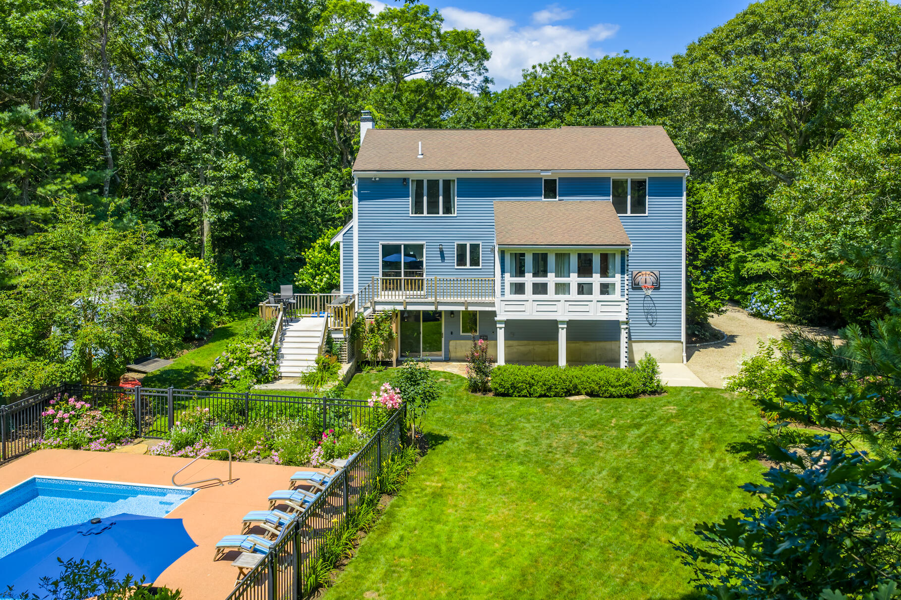 121 Streeter Hill Road