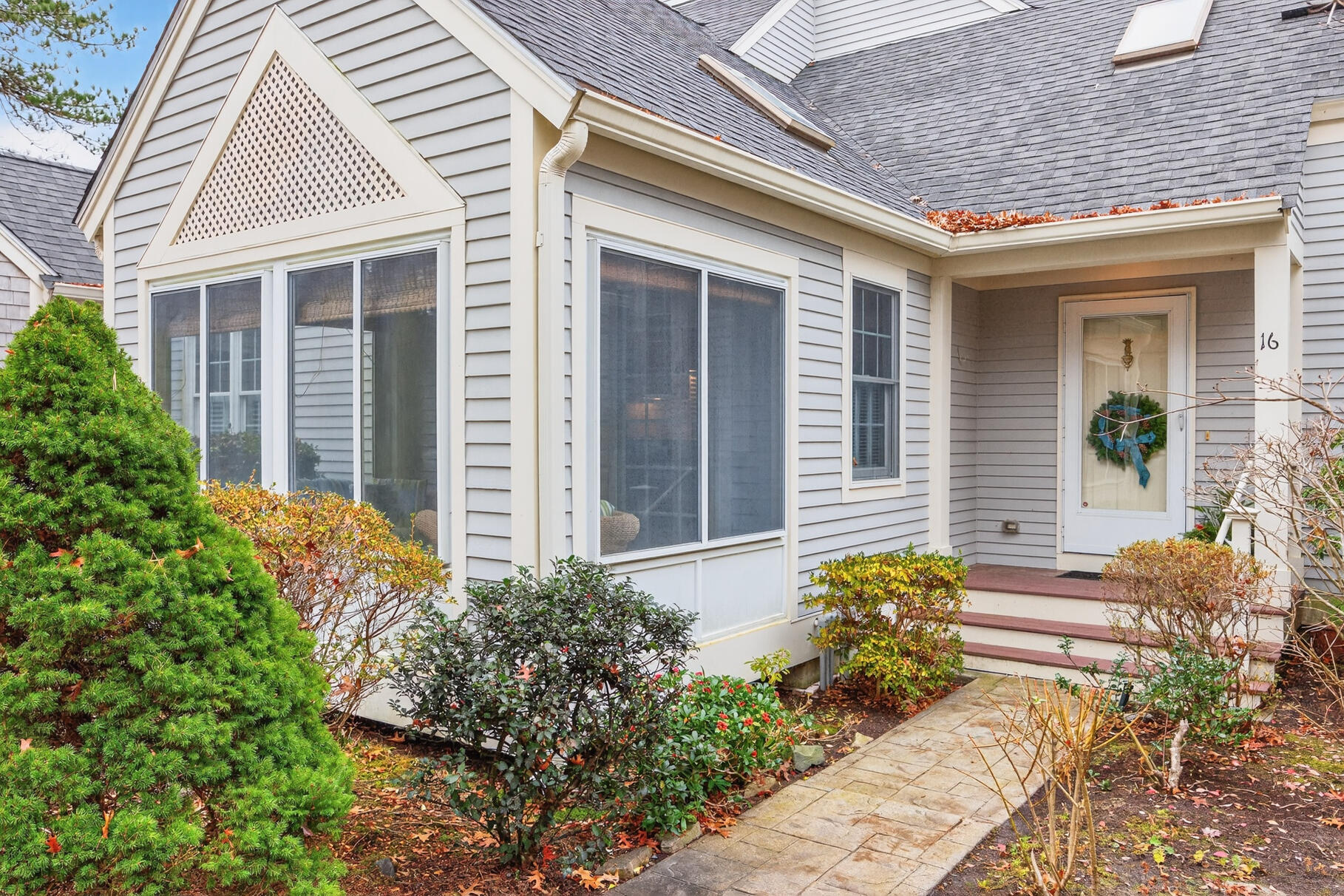 16 Gold Leaf Lane UNIT 16