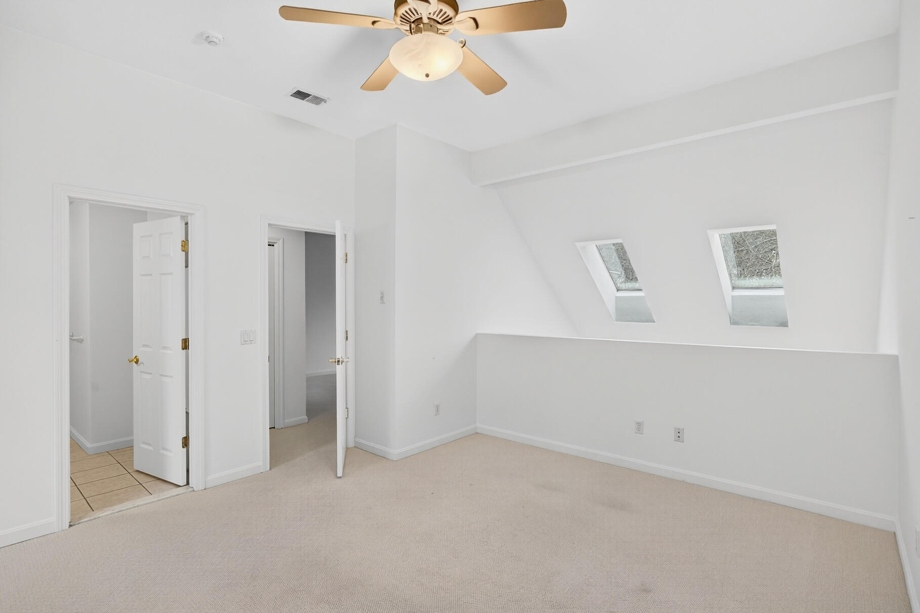 16 Gold Leaf Lane UNIT 16