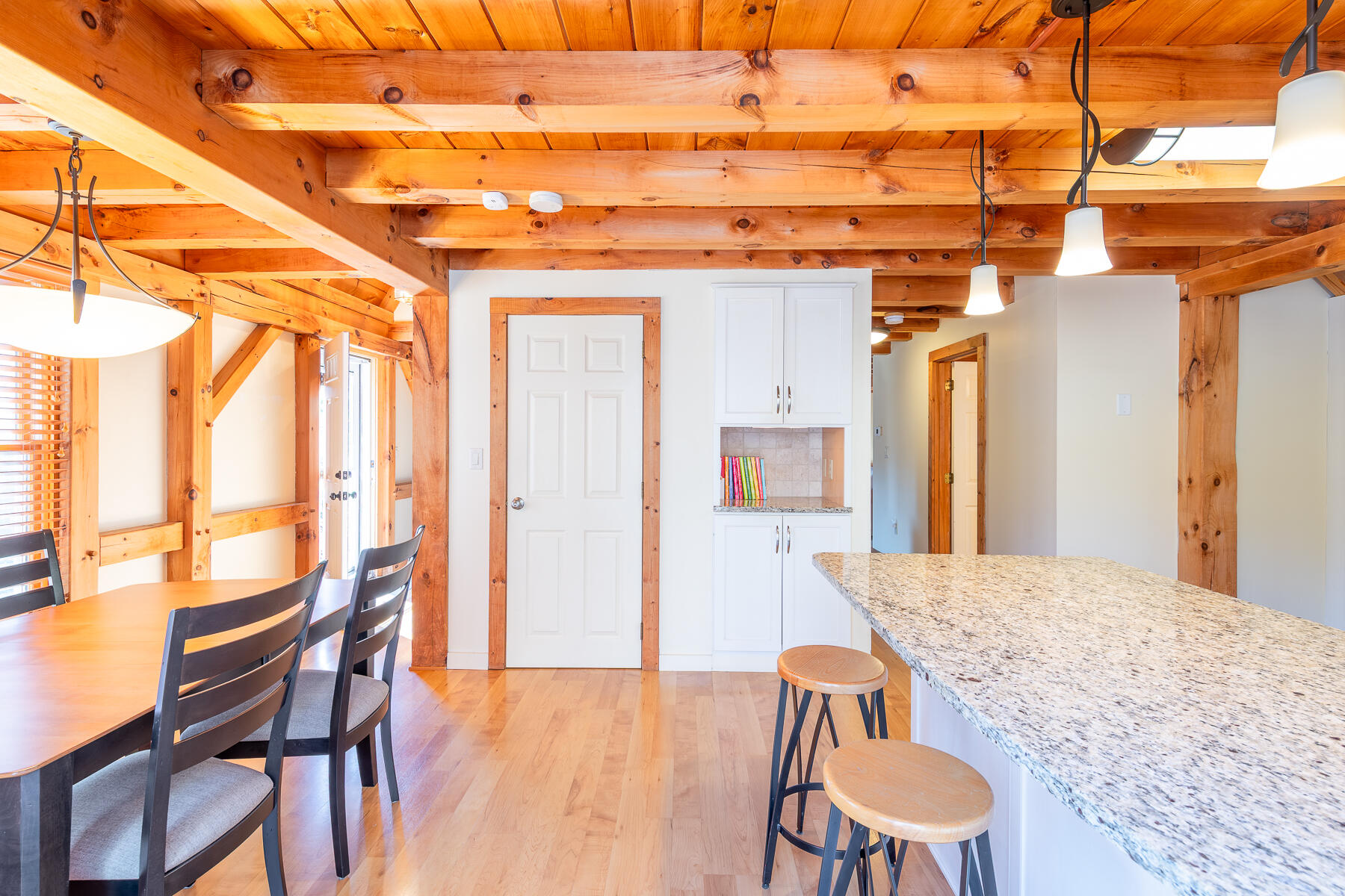 537 W Falmouth Highway