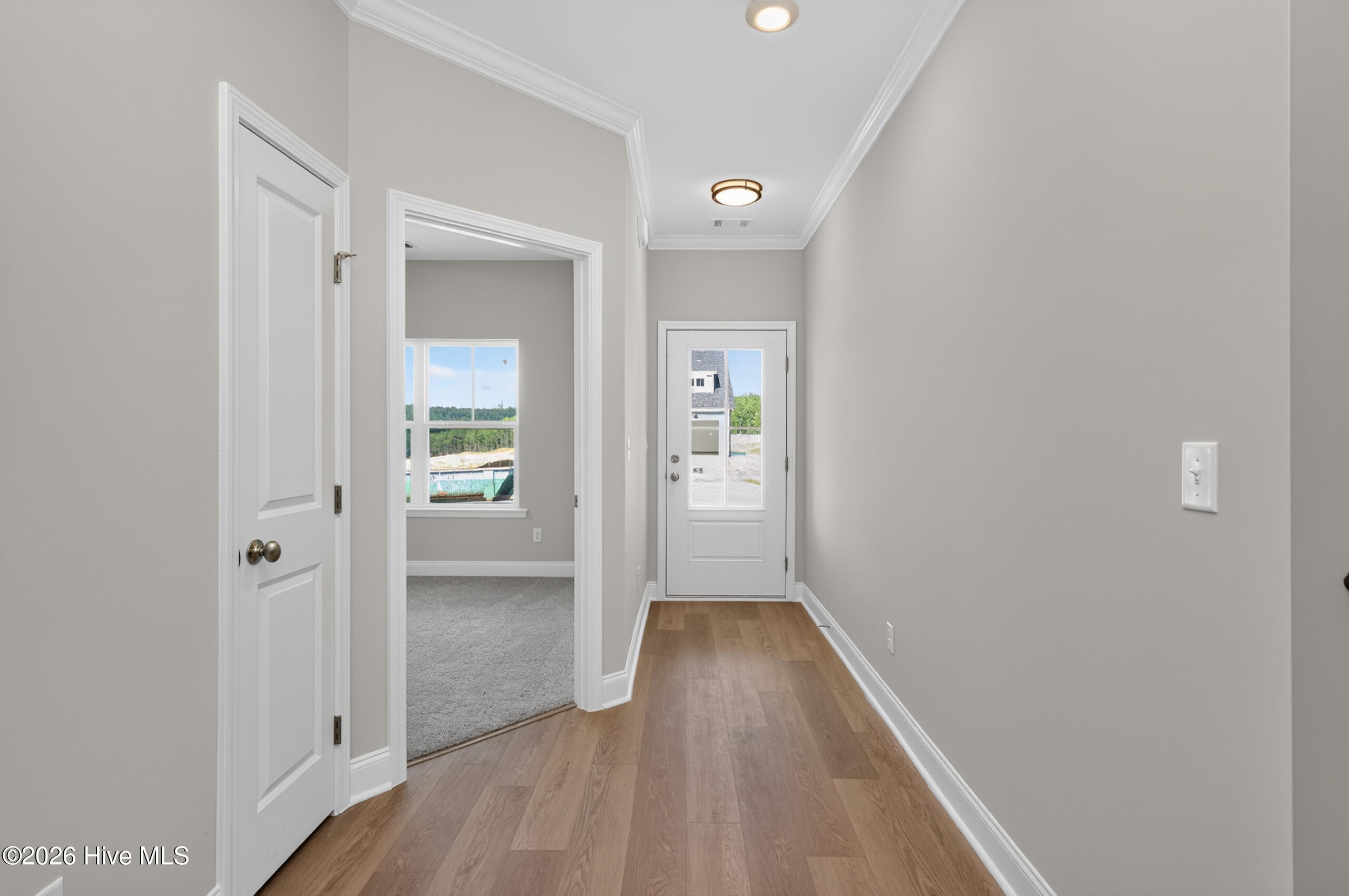 590 Pherson Street L102