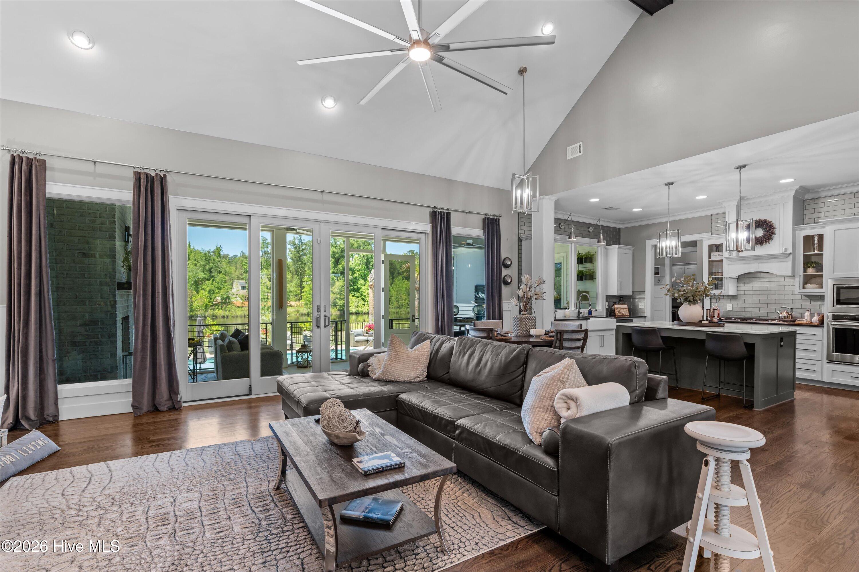 163 Lagoon Drive