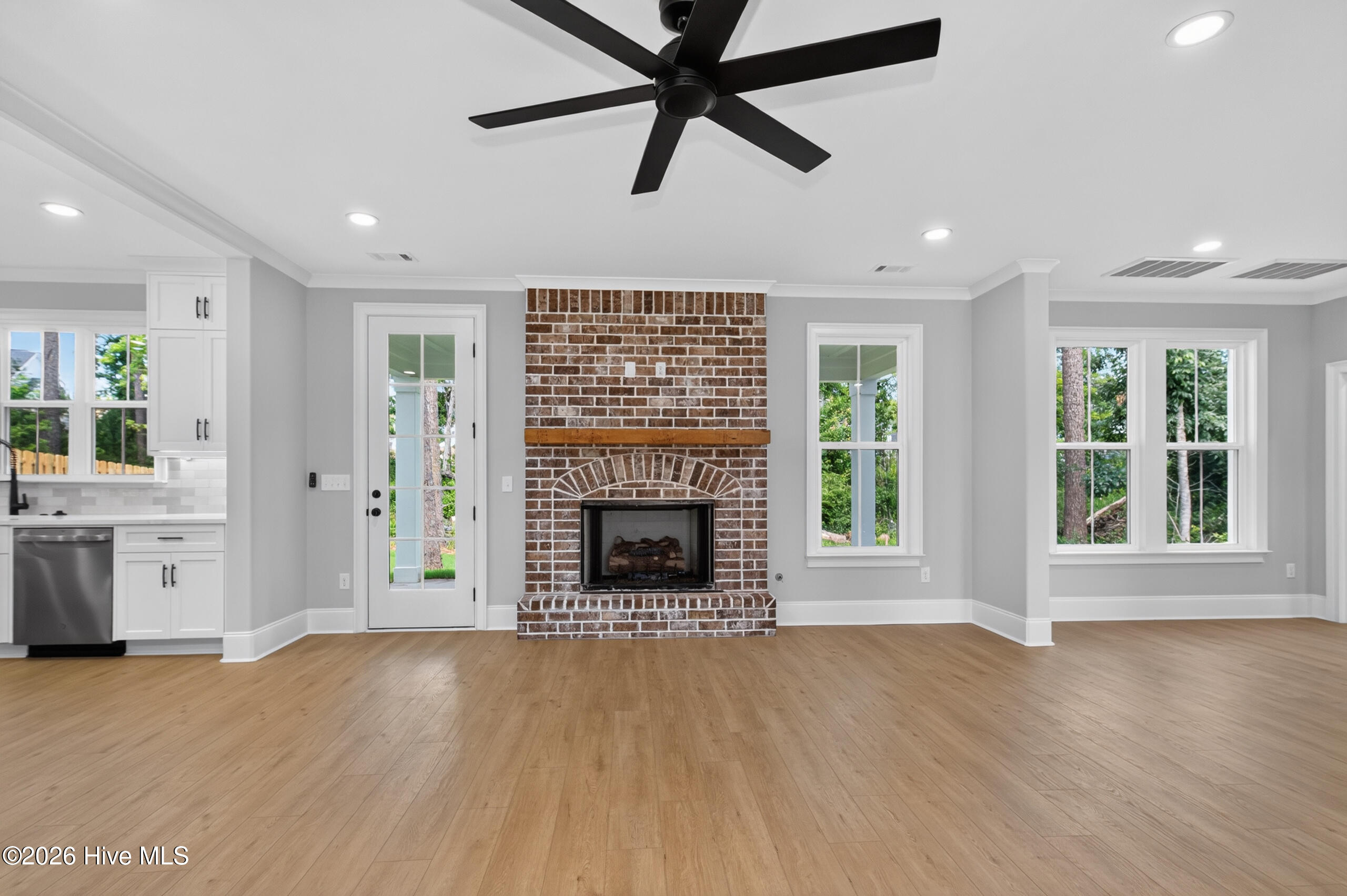 4021 Acorn Lane