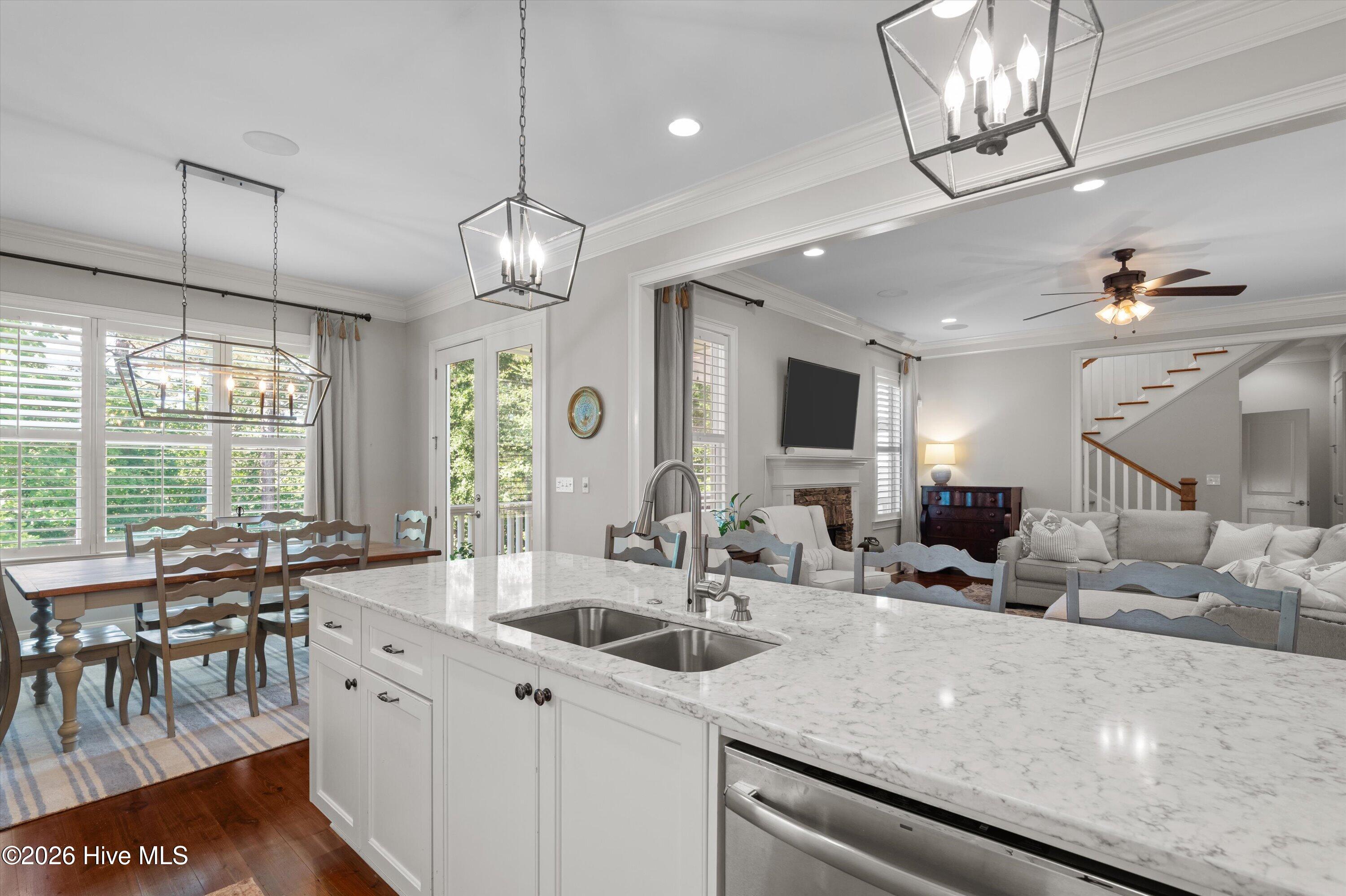 205 Dixon Court