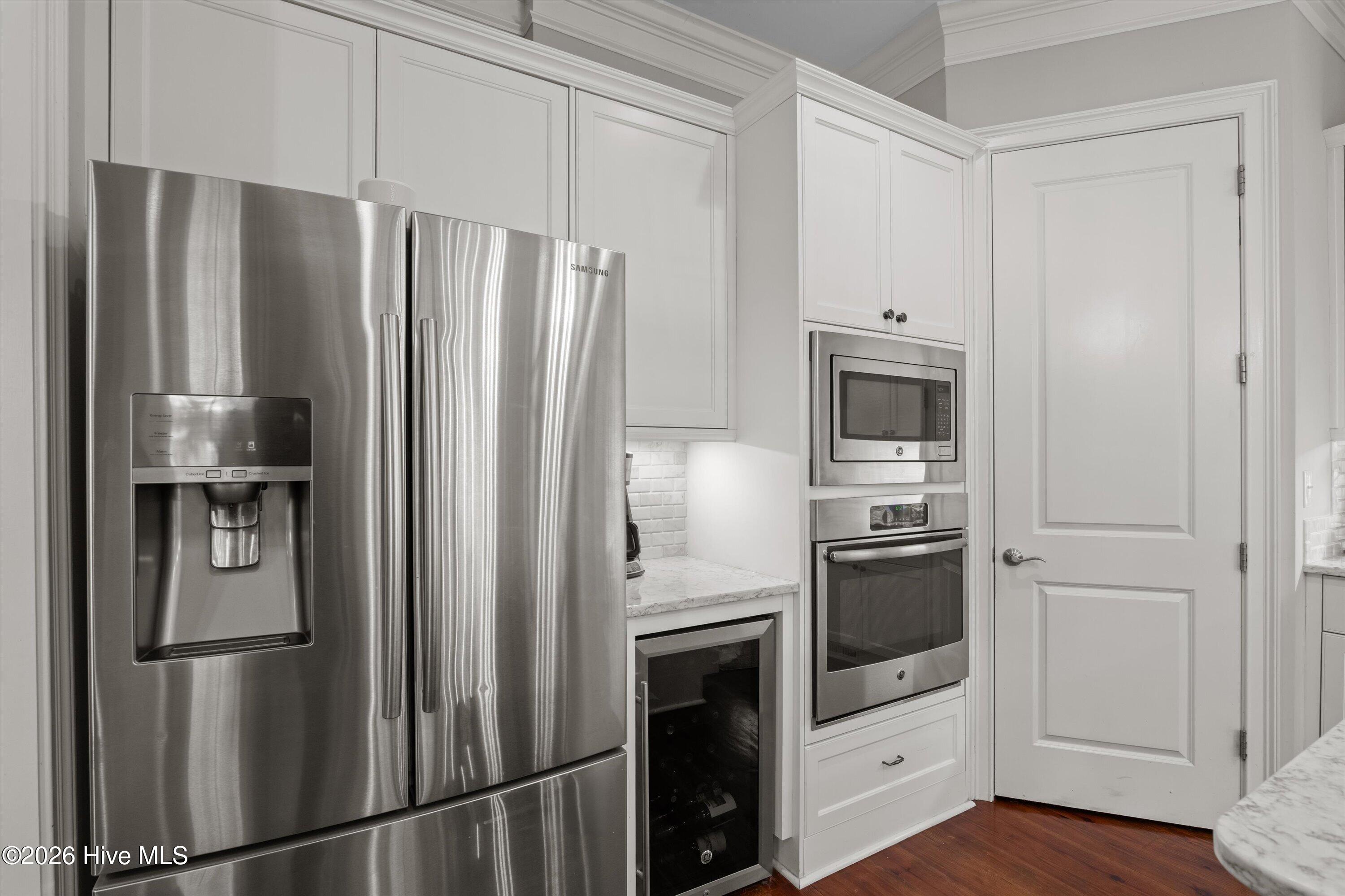 205 Dixon Court