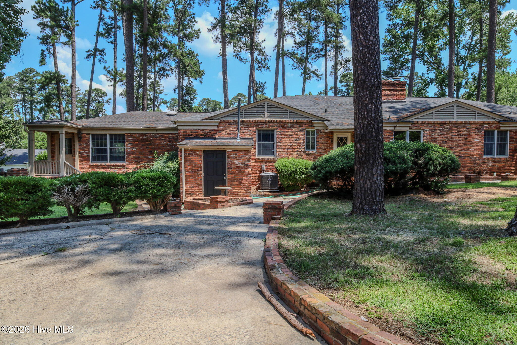 711 Oberlin Road