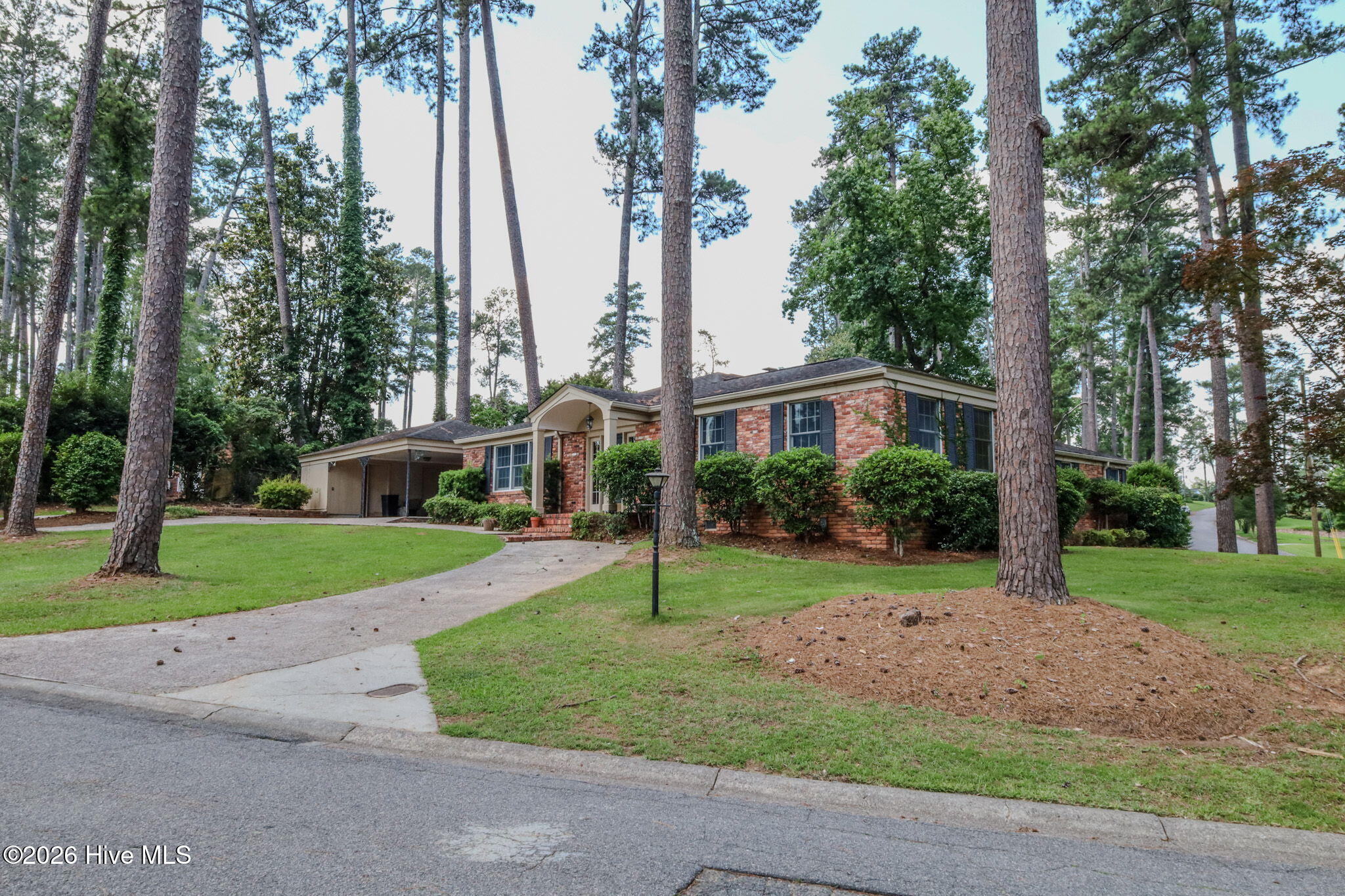 711 Oberlin Road