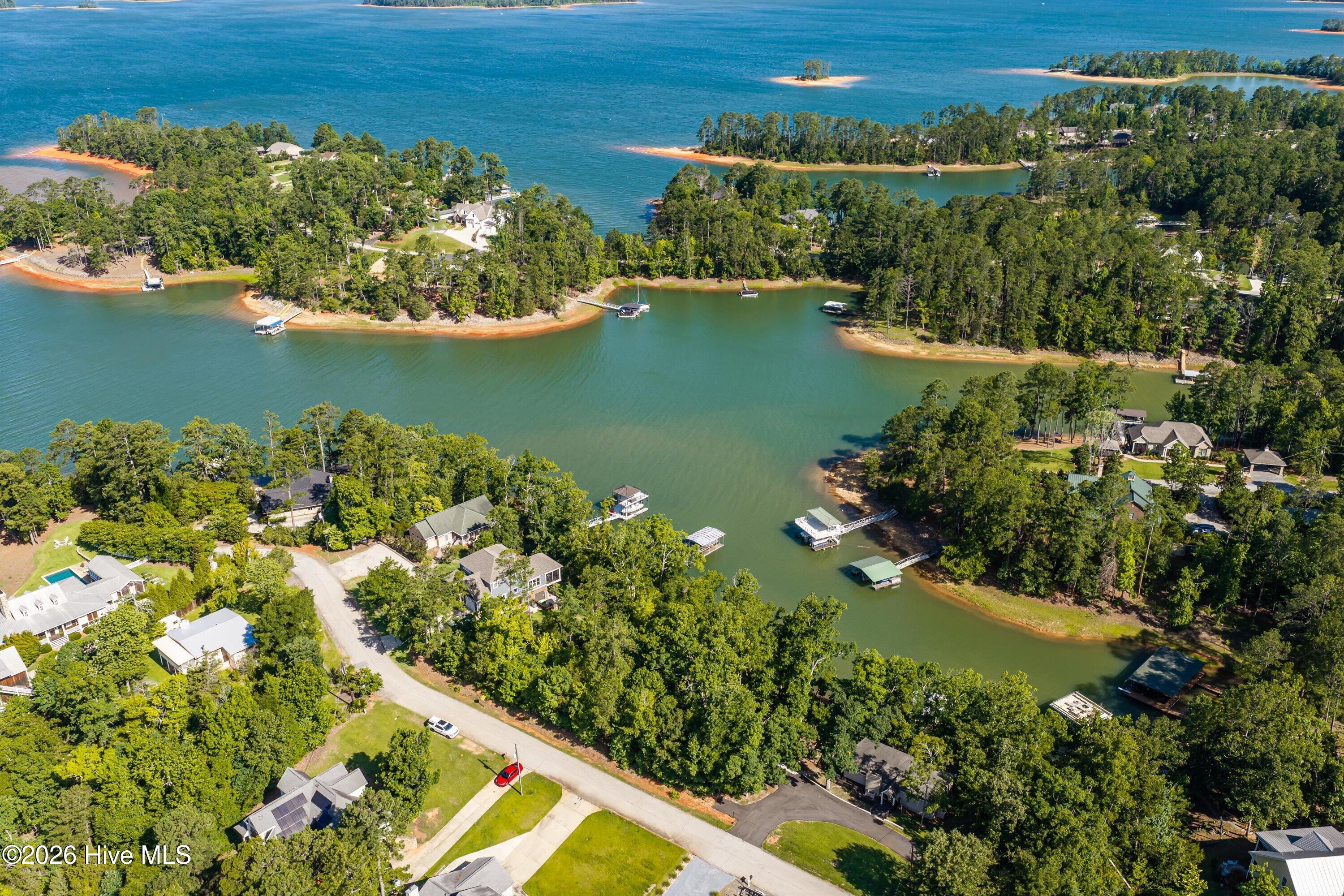 280 87 A Lee Drive