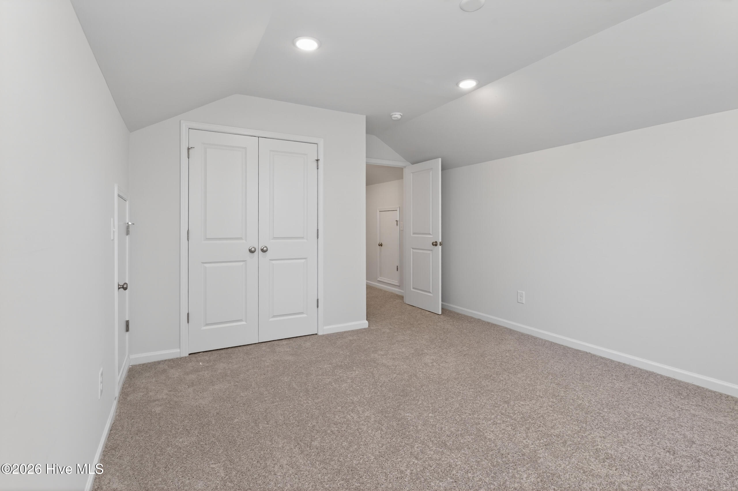 3575 Tanbark Oak Lane NW