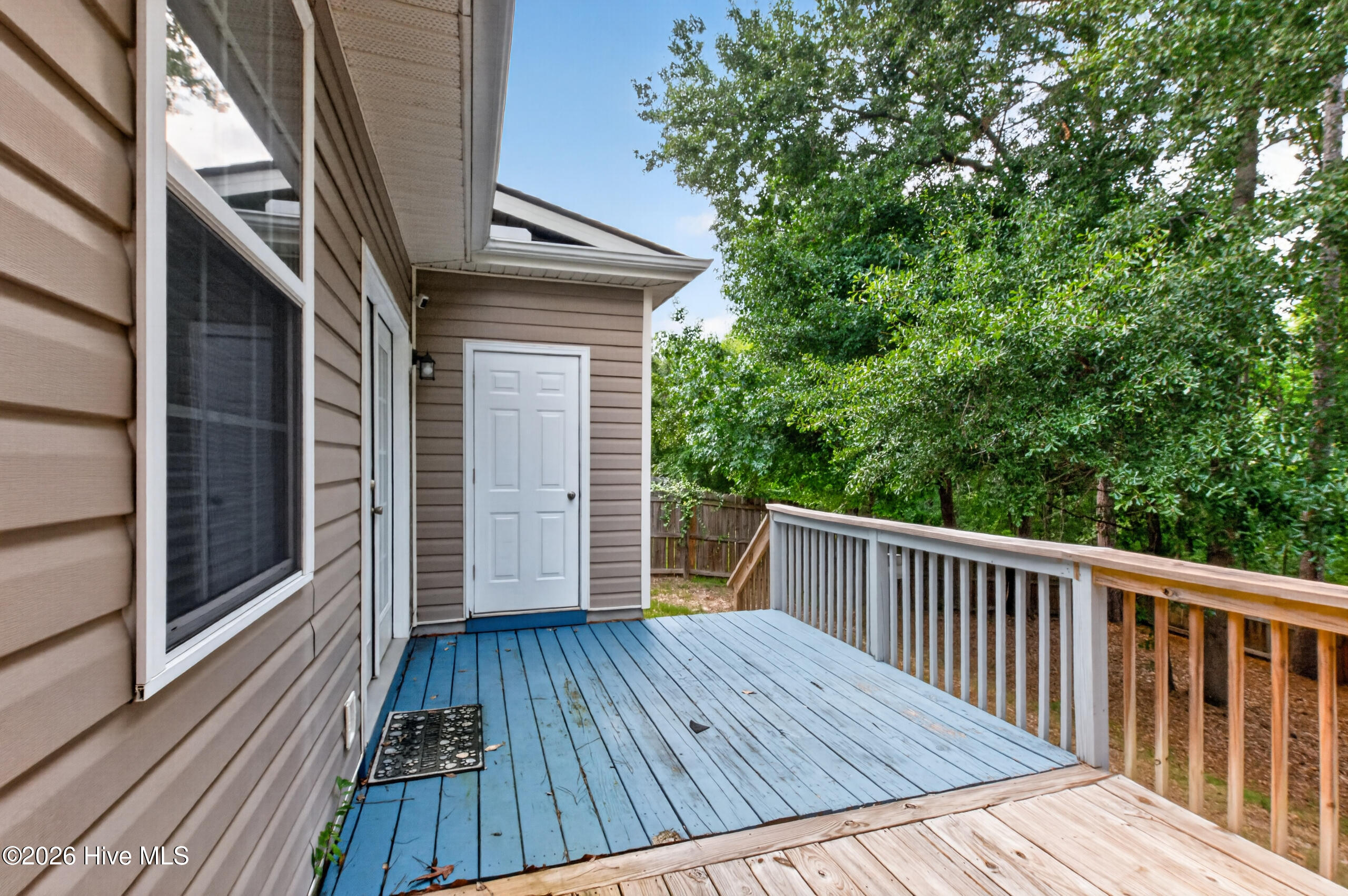 323 Bowen Falls