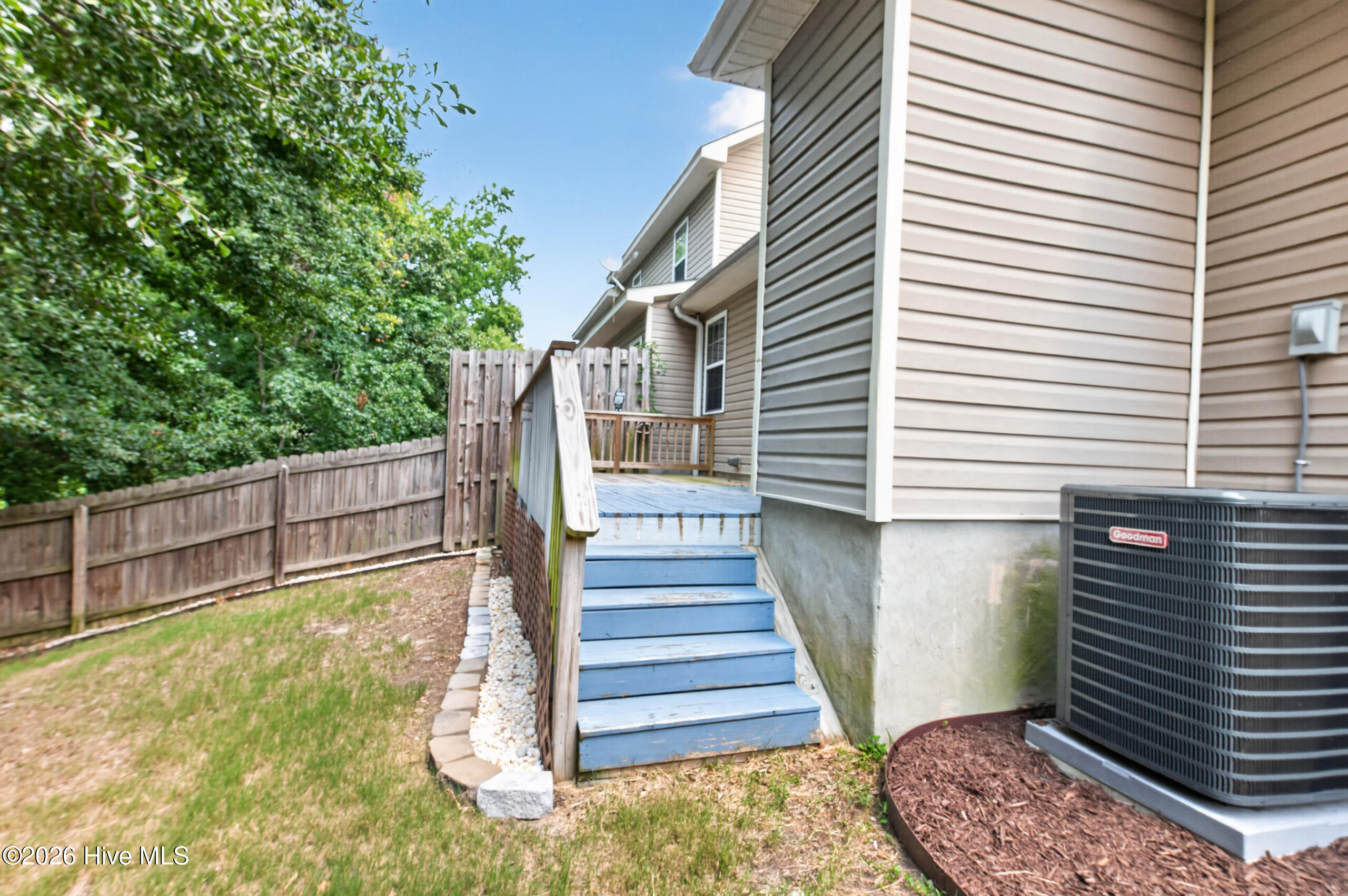 323 Bowen Falls