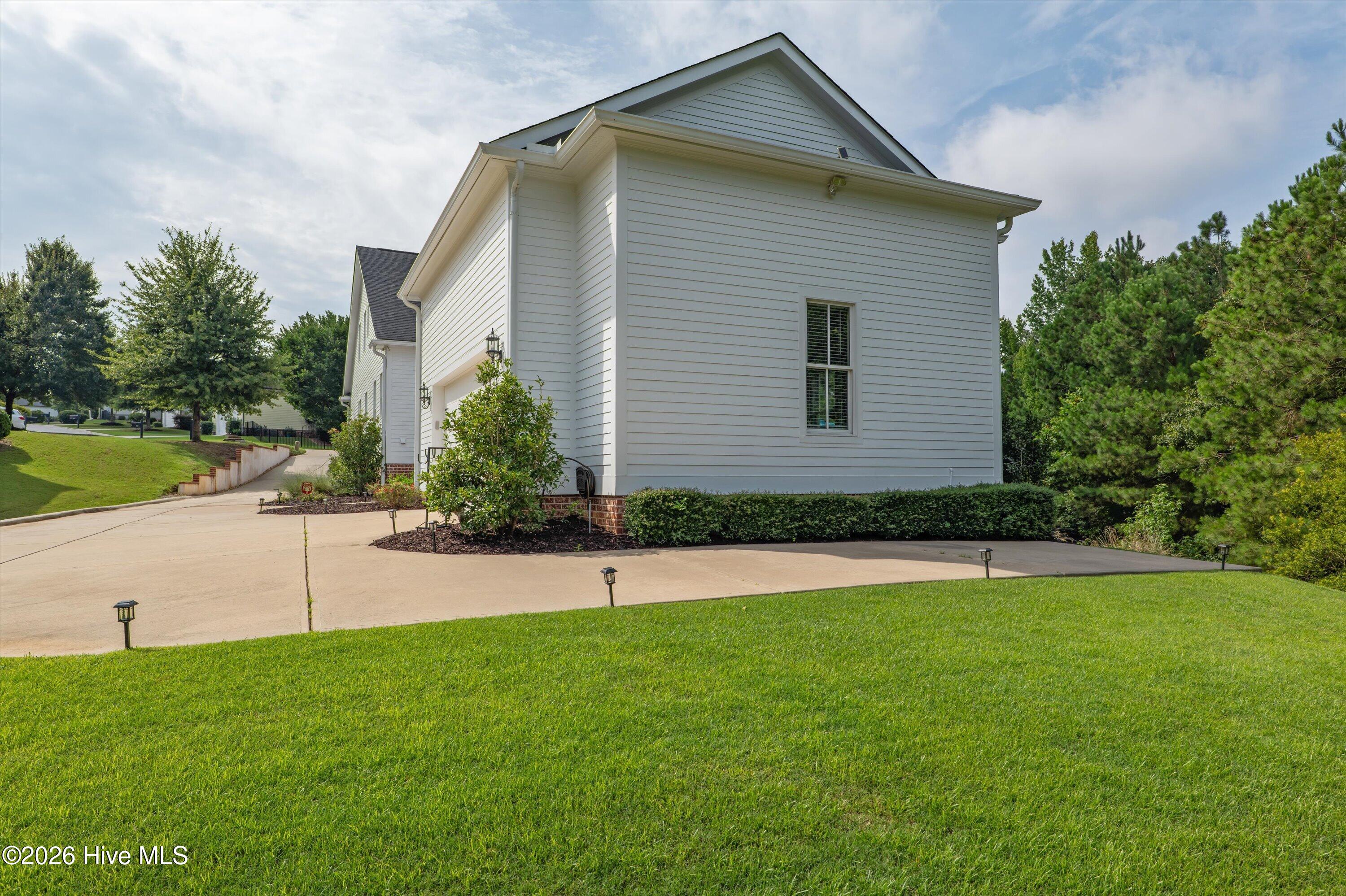 2041 Egret Circle