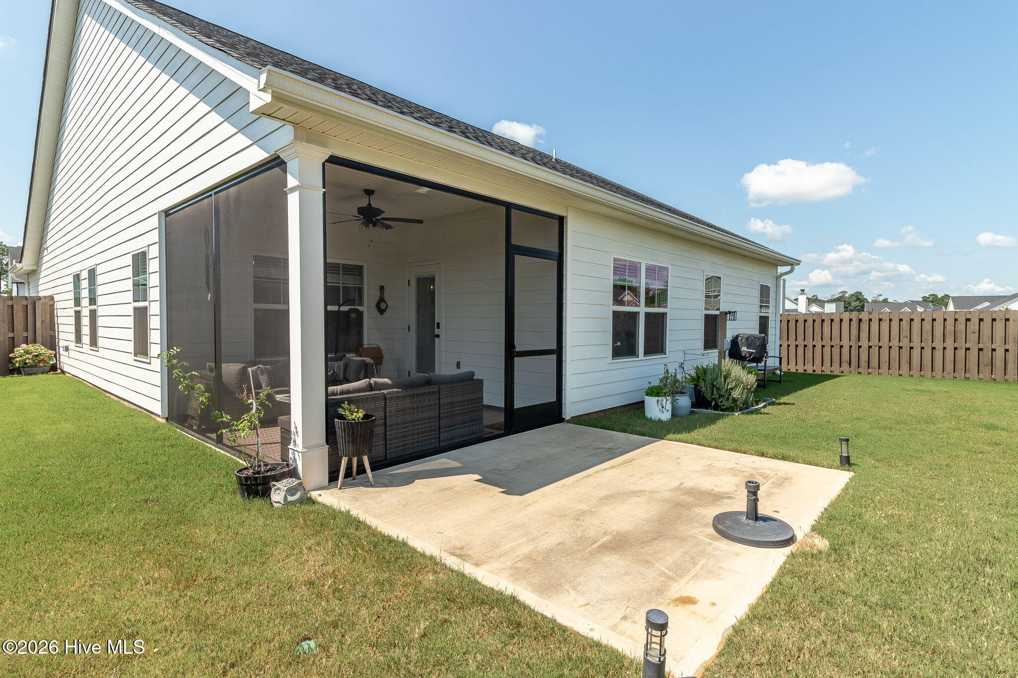 2409 Laurens Street
