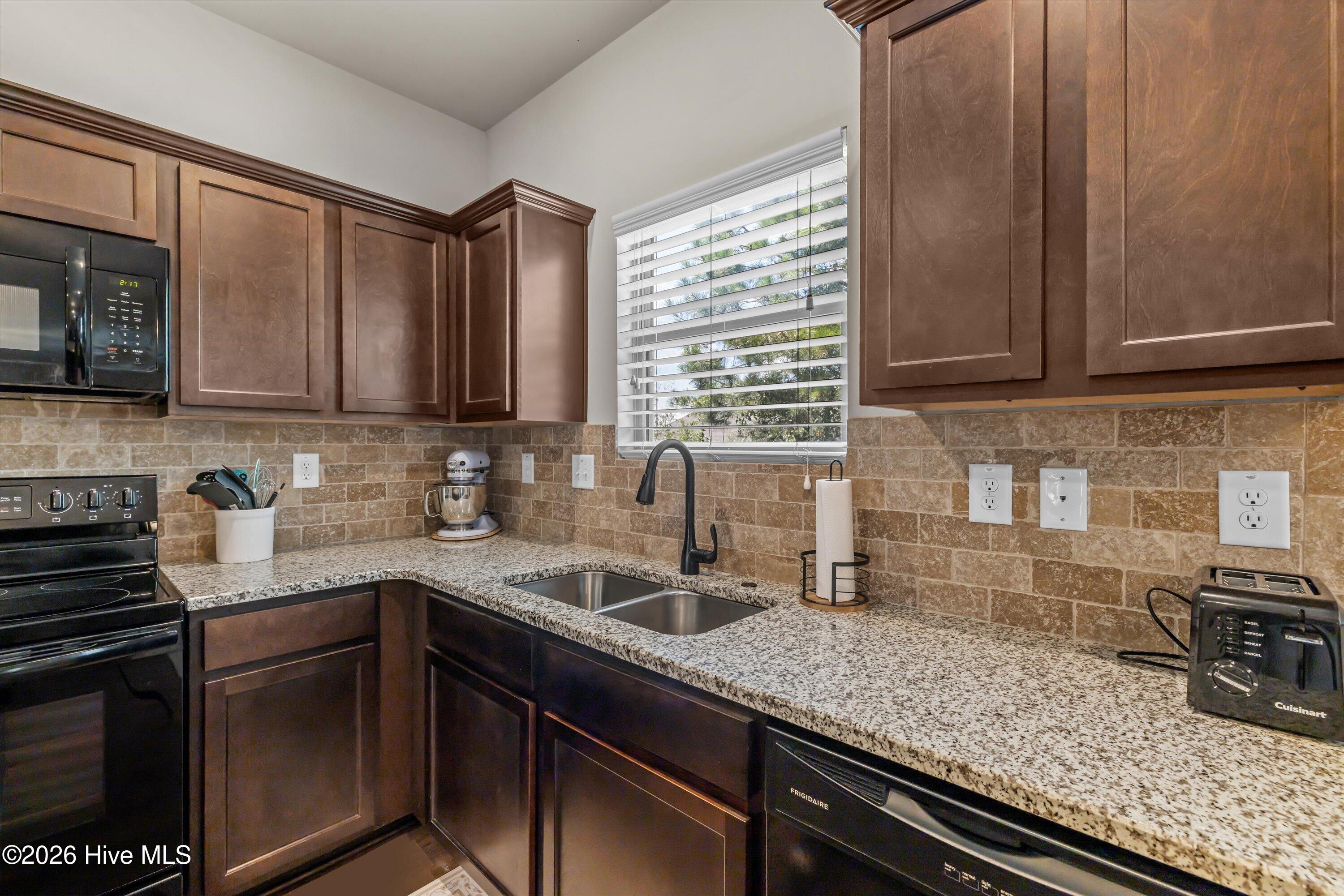 211 Hazelwood Court
