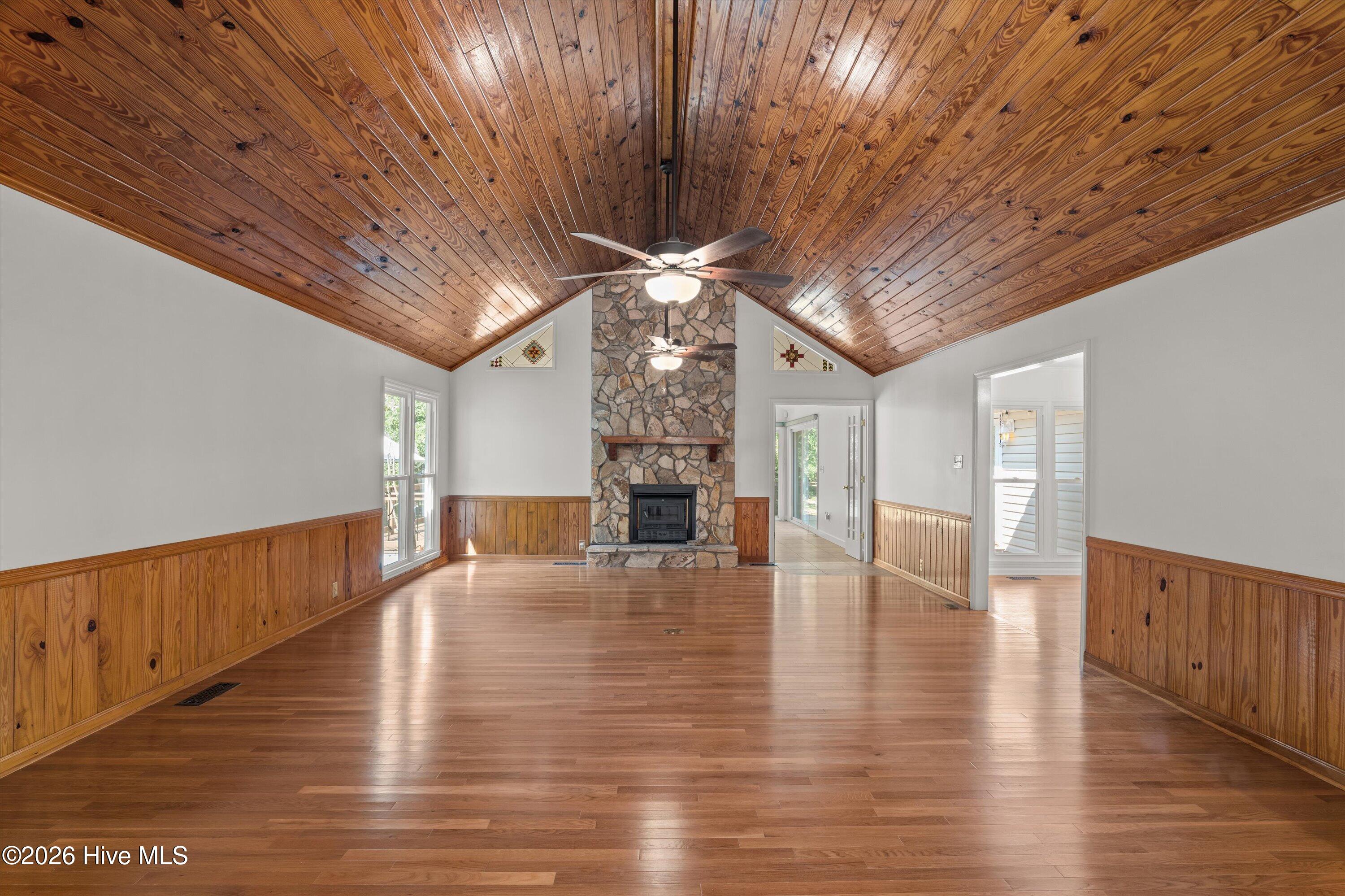 822 Woodland Drive
