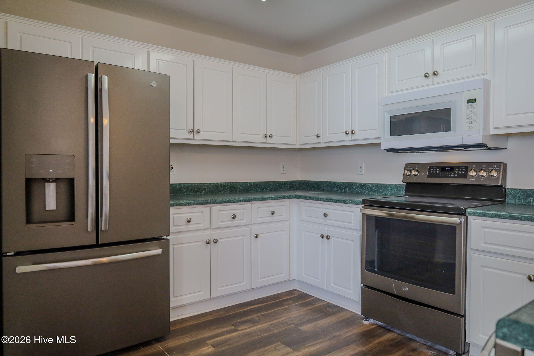 401 Connemara Trail