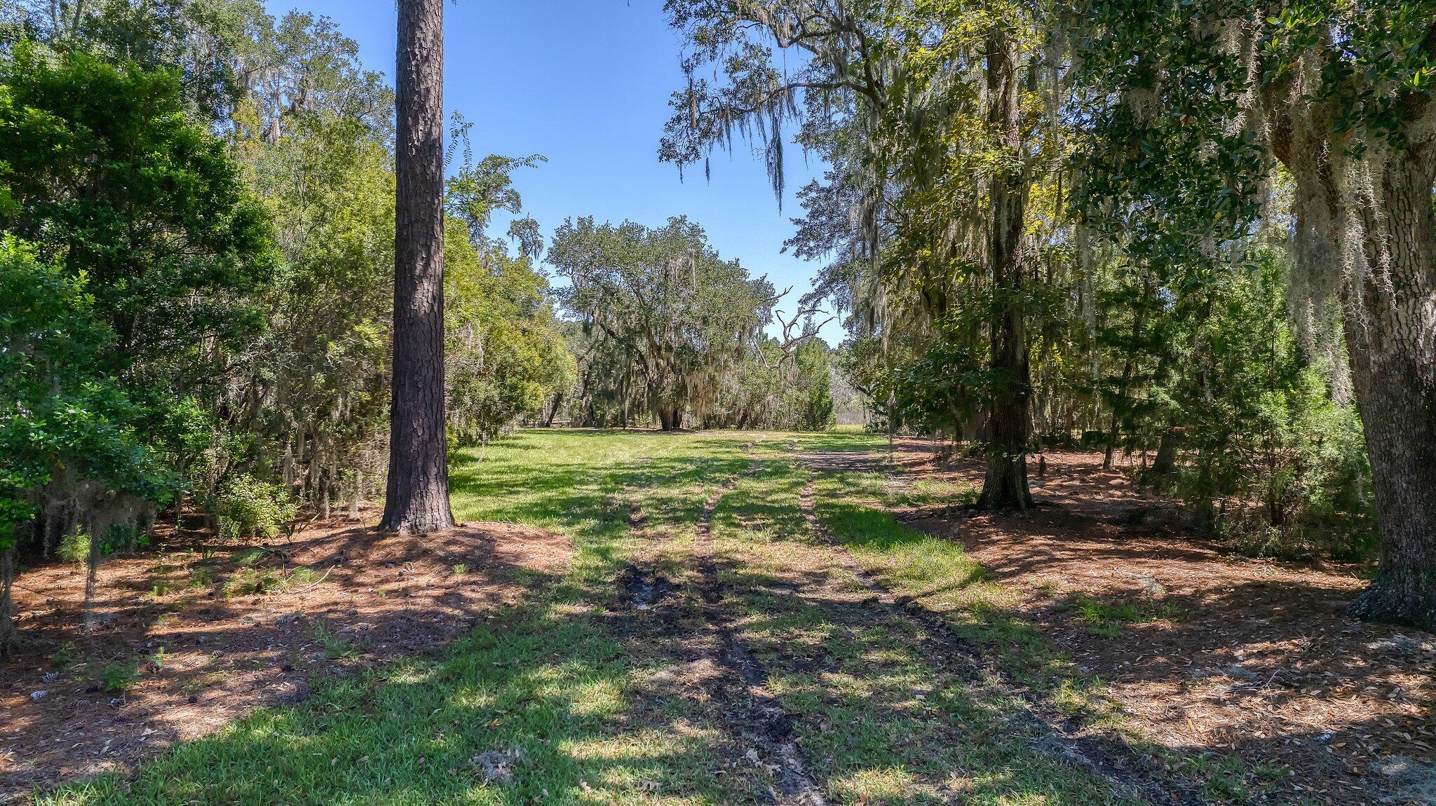 4227 Ten Shillings Way