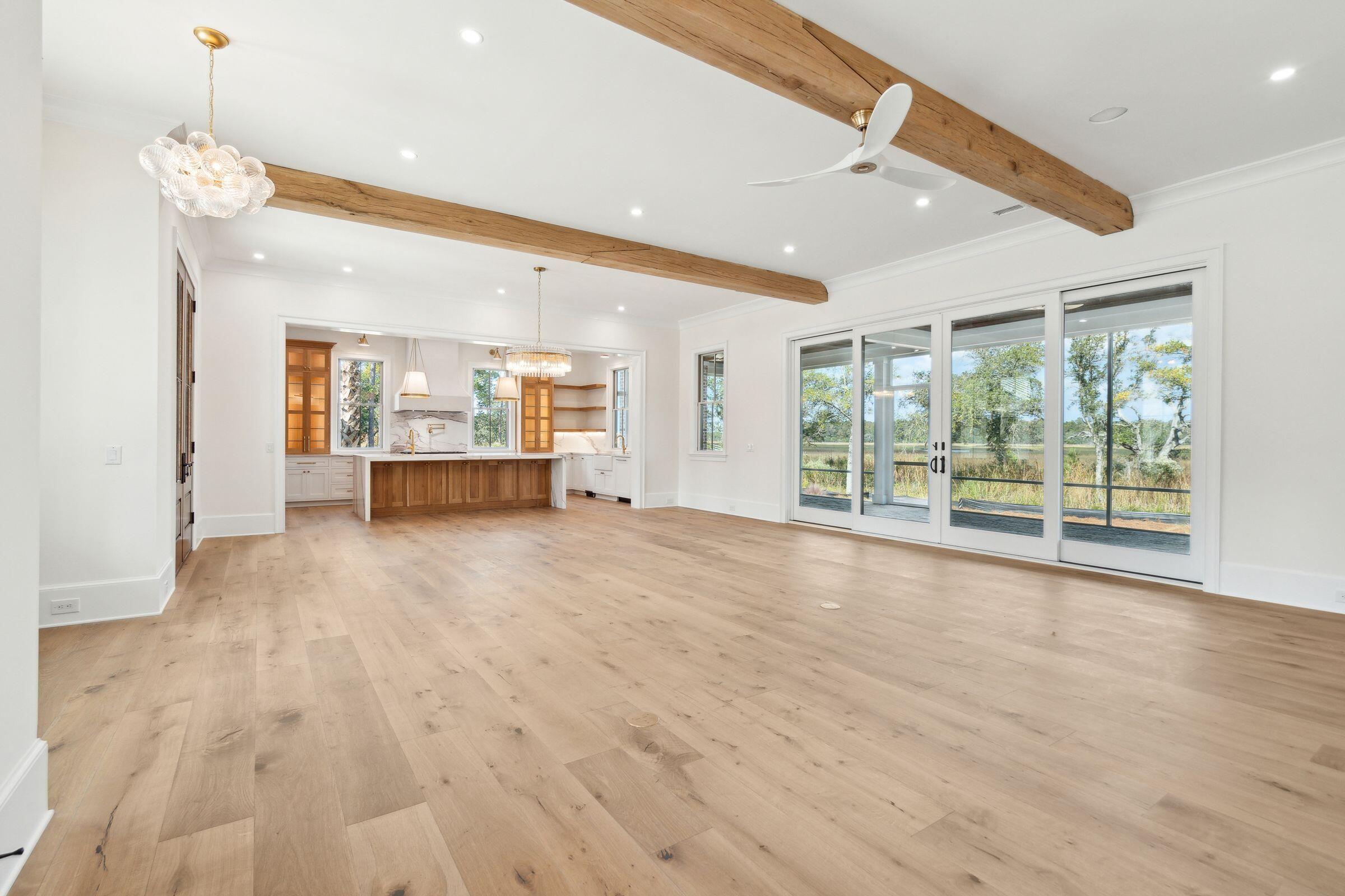 116 Peninsula Drive