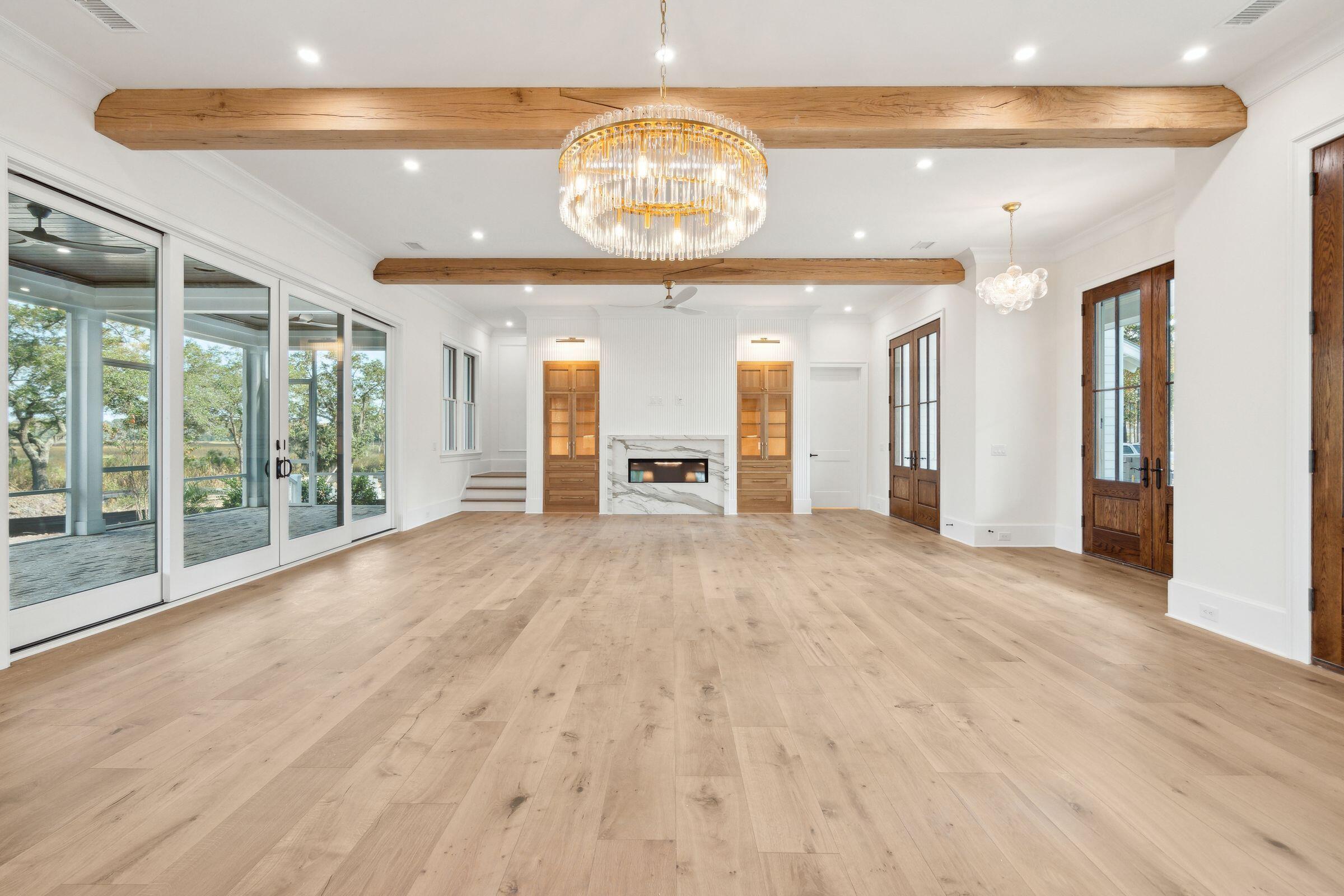 116 Peninsula Drive