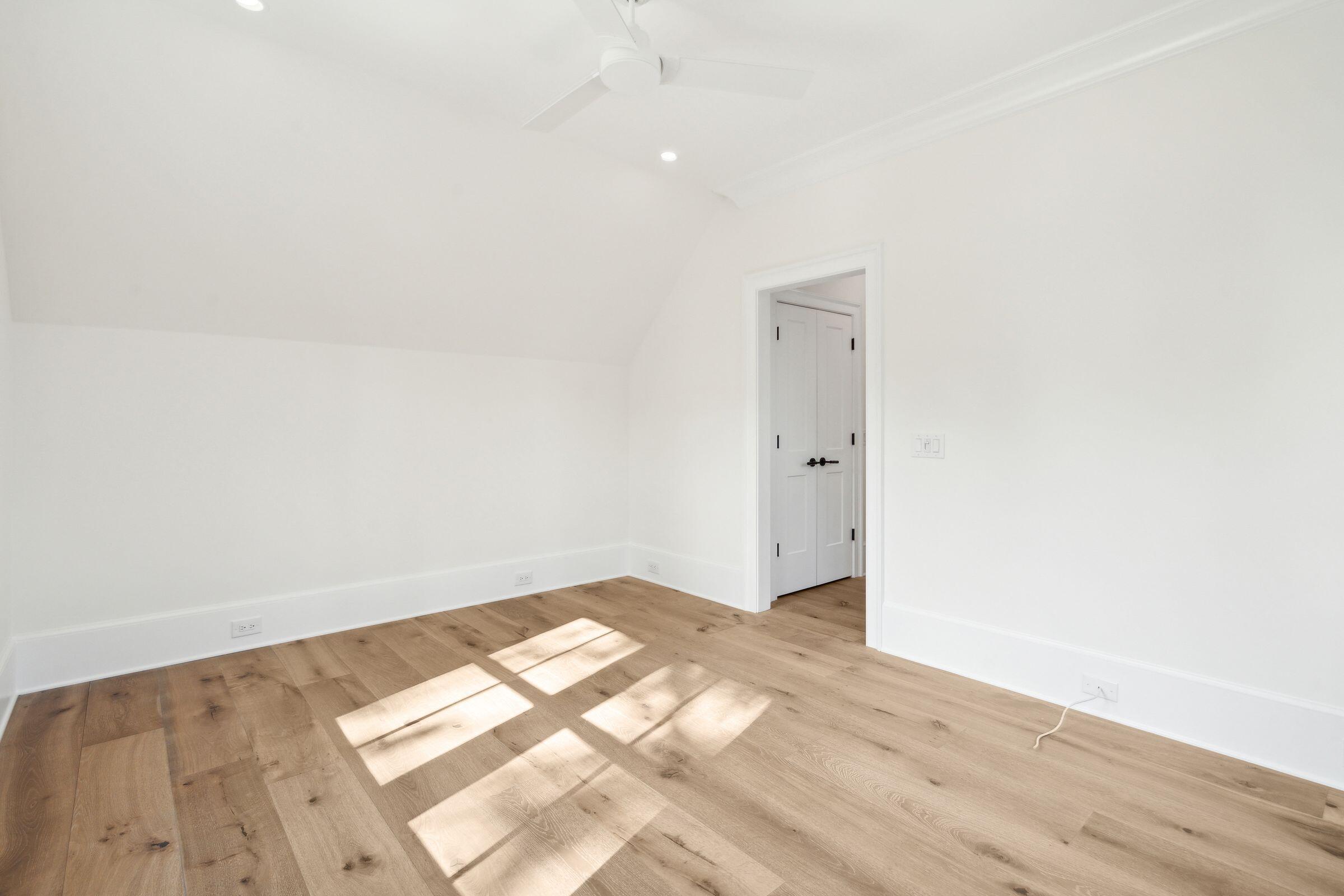116 Peninsula Drive