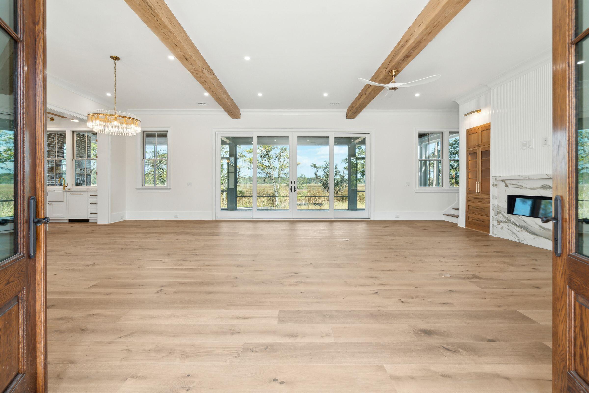 116 Peninsula Drive