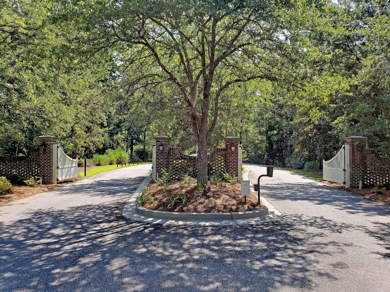 4213 Lady Banks Lane