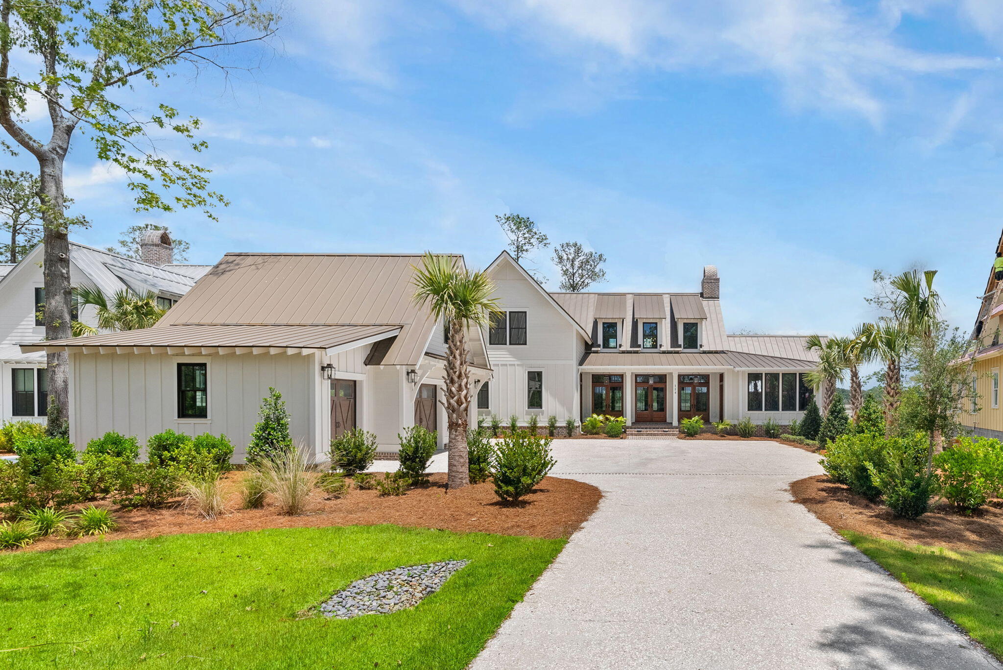 114 Peninsula Drive
