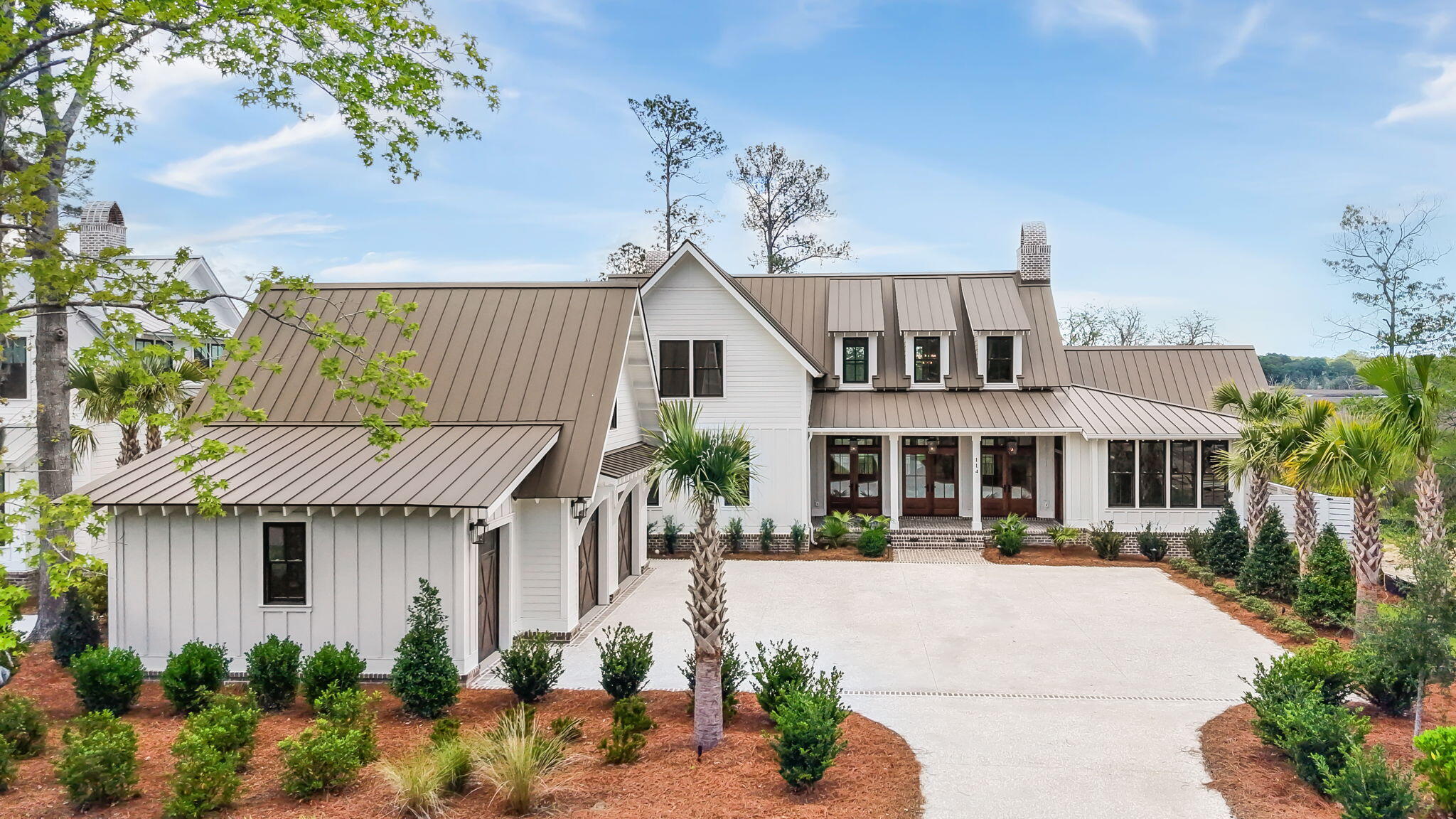 114 Peninsula Drive