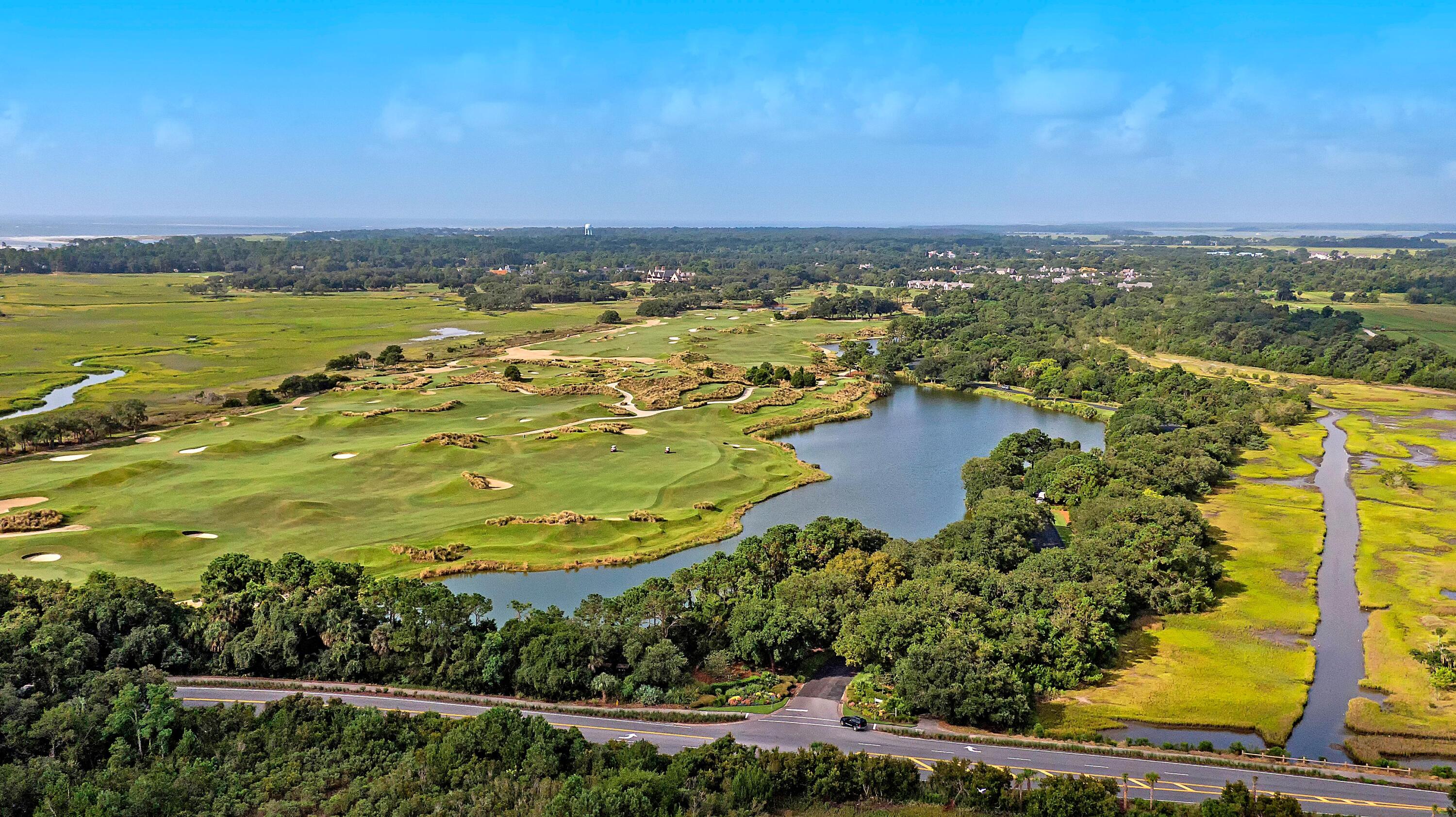 4770 Tennis Club Lane