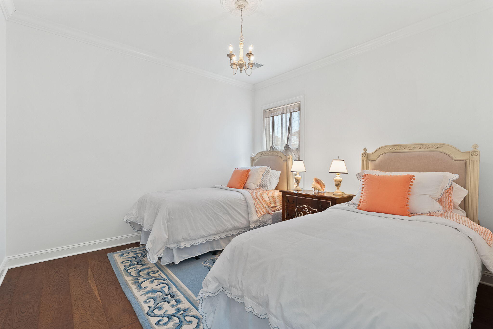 3998 Capensis Lane