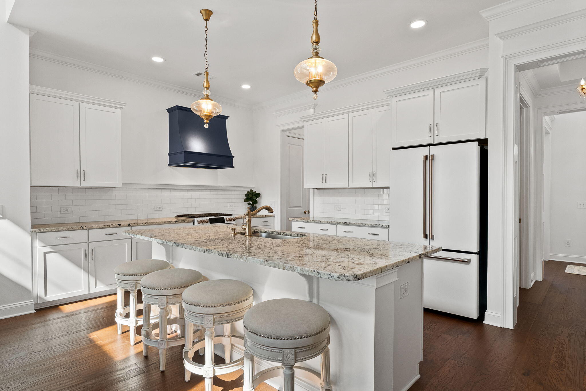 3998 Capensis Lane