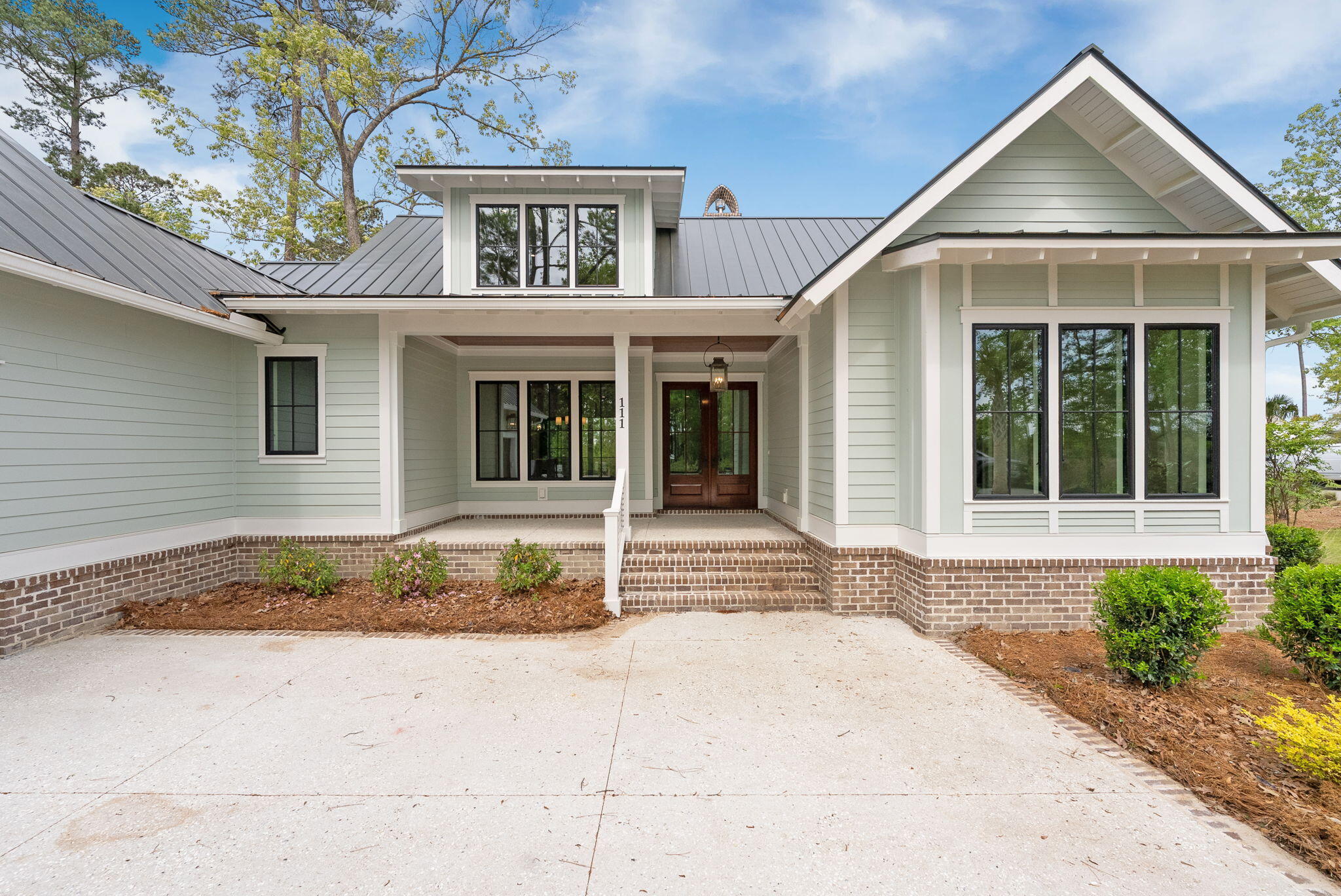 111 Peninsula Drive