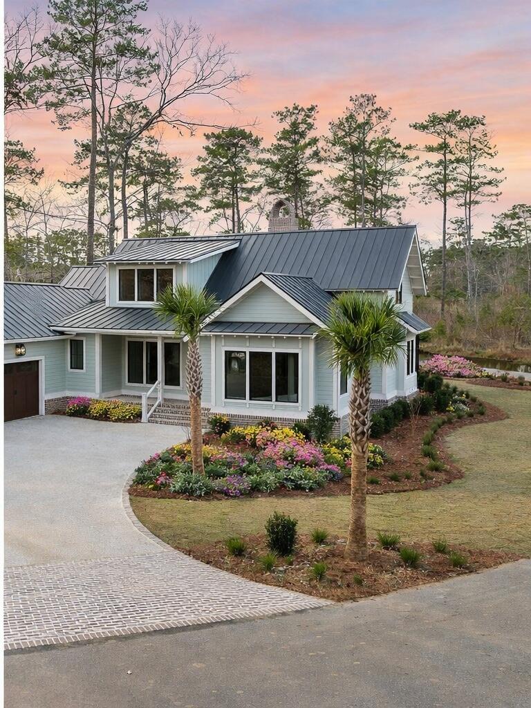 111 Peninsula Drive